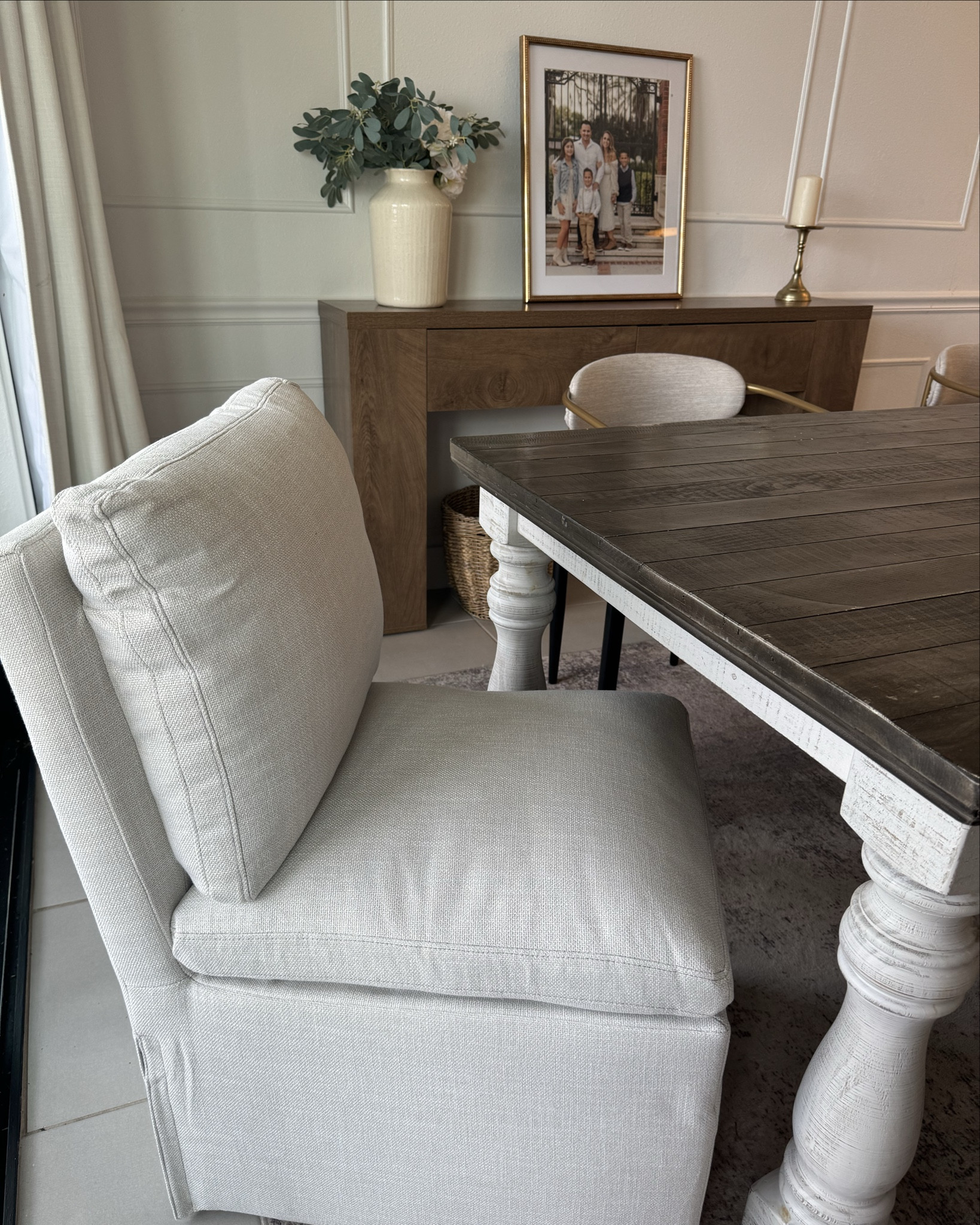 Obsessed with these new armless linen upholstered chairs with casters from Amazon 🤍

The linen fabric is so soft and cozy, and the casters make them super functional—easy to move around for everyday living. Such a perfect blend of comfort + style!

#LTKHome