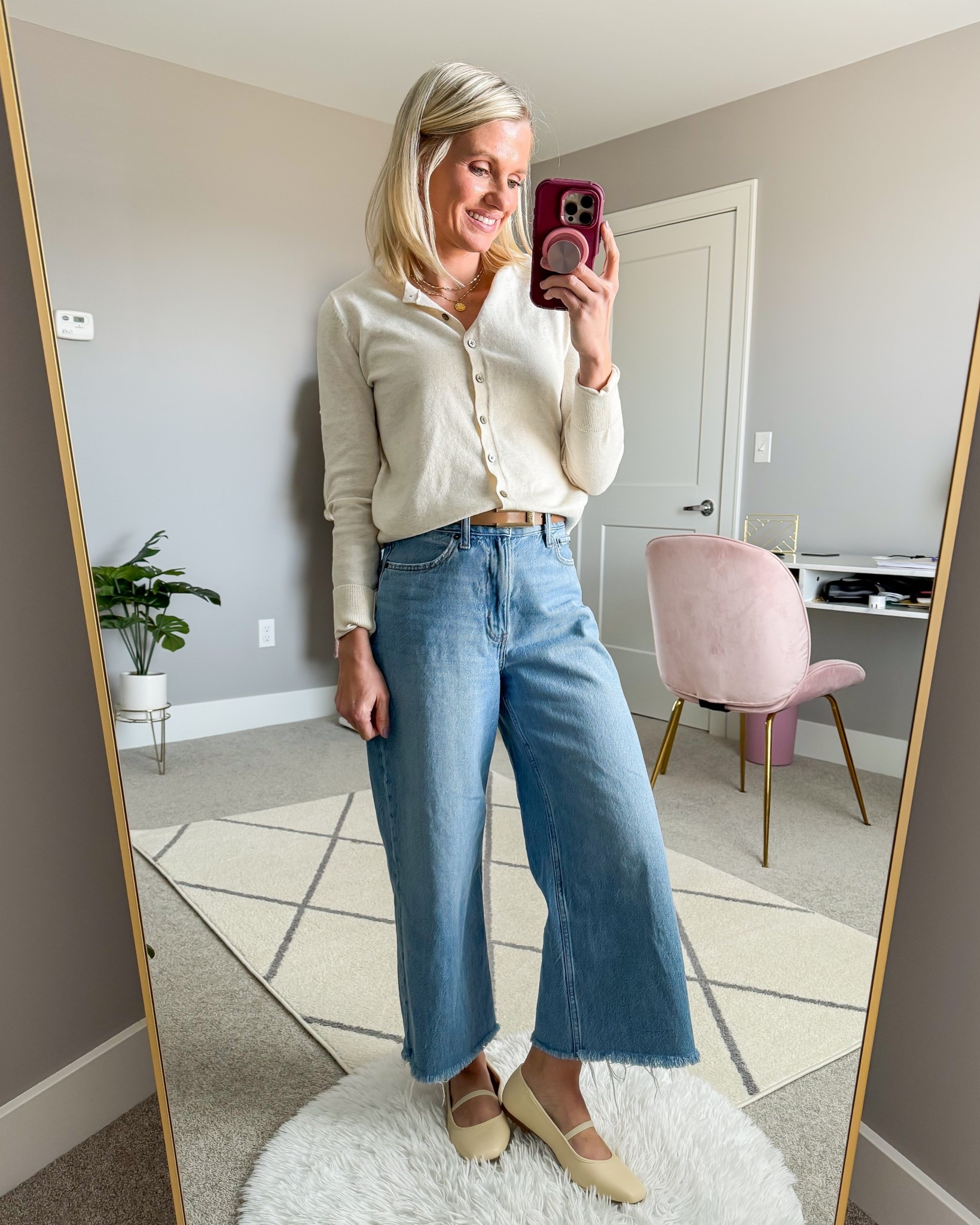 What I wore this week! 
Cardigan- small
Jeans- 25/short


#LTKStyleTip #LTKFindsUnder100 #LTKPetite