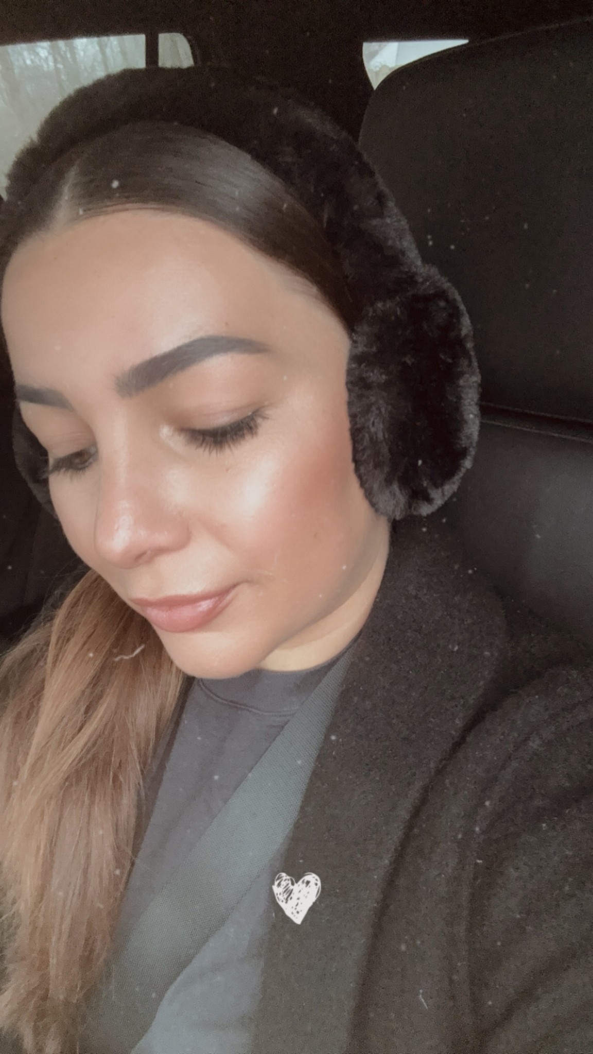 It’s so cold in the D 🥶
My earmuffs are on sale right now! All black, cozy, and pair well with any outfit 😍


#LTKCyberWeek #LTKGiftGuide #LTKHoliday