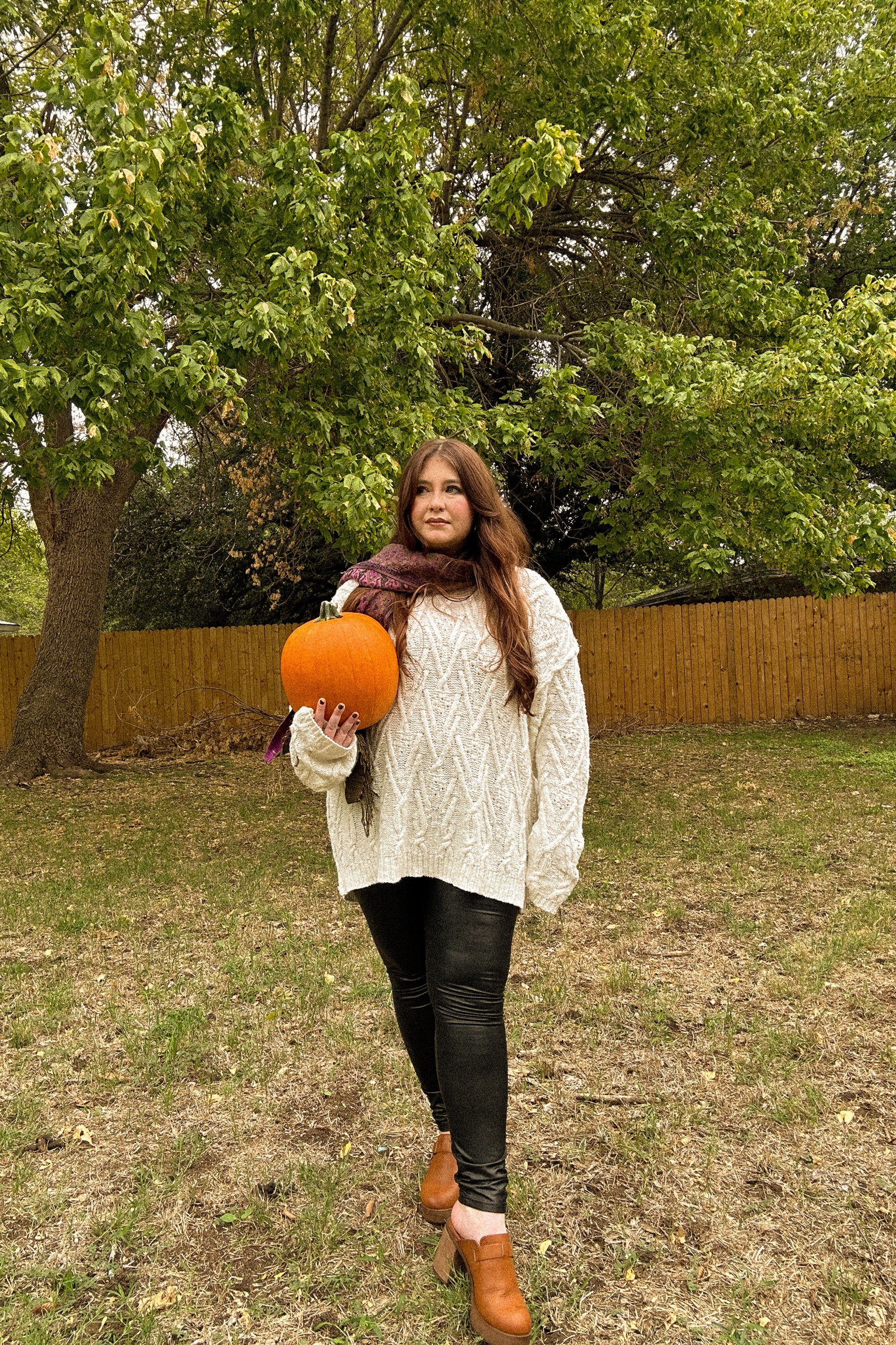 Fall outfit of the day 


#LTKmidsize #LTKHoliday #LTKstyletip