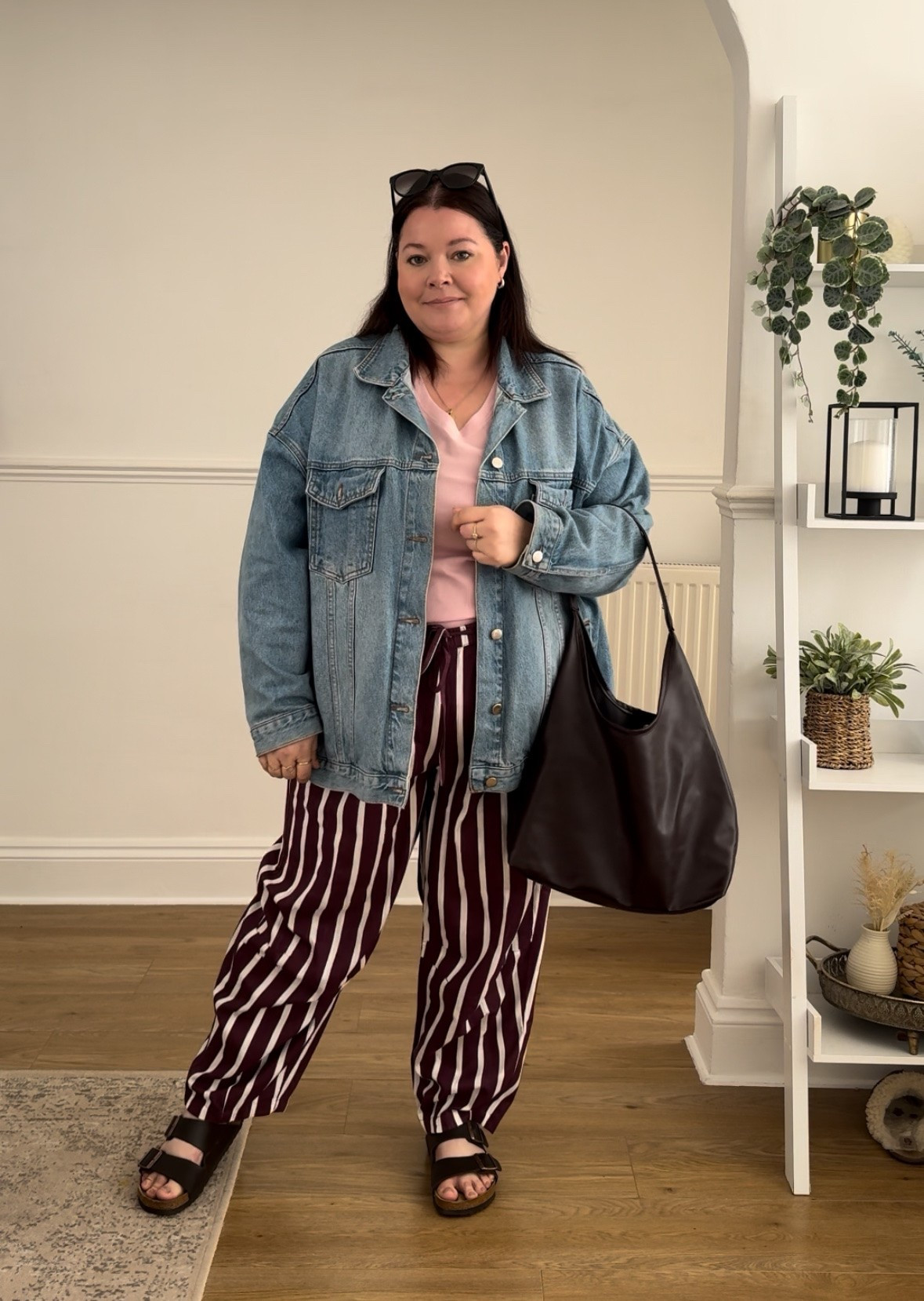 Curvy Casual Spring Outfit with Barrel fit trousers

#LTKuk #LTKplussize #LTKsummer