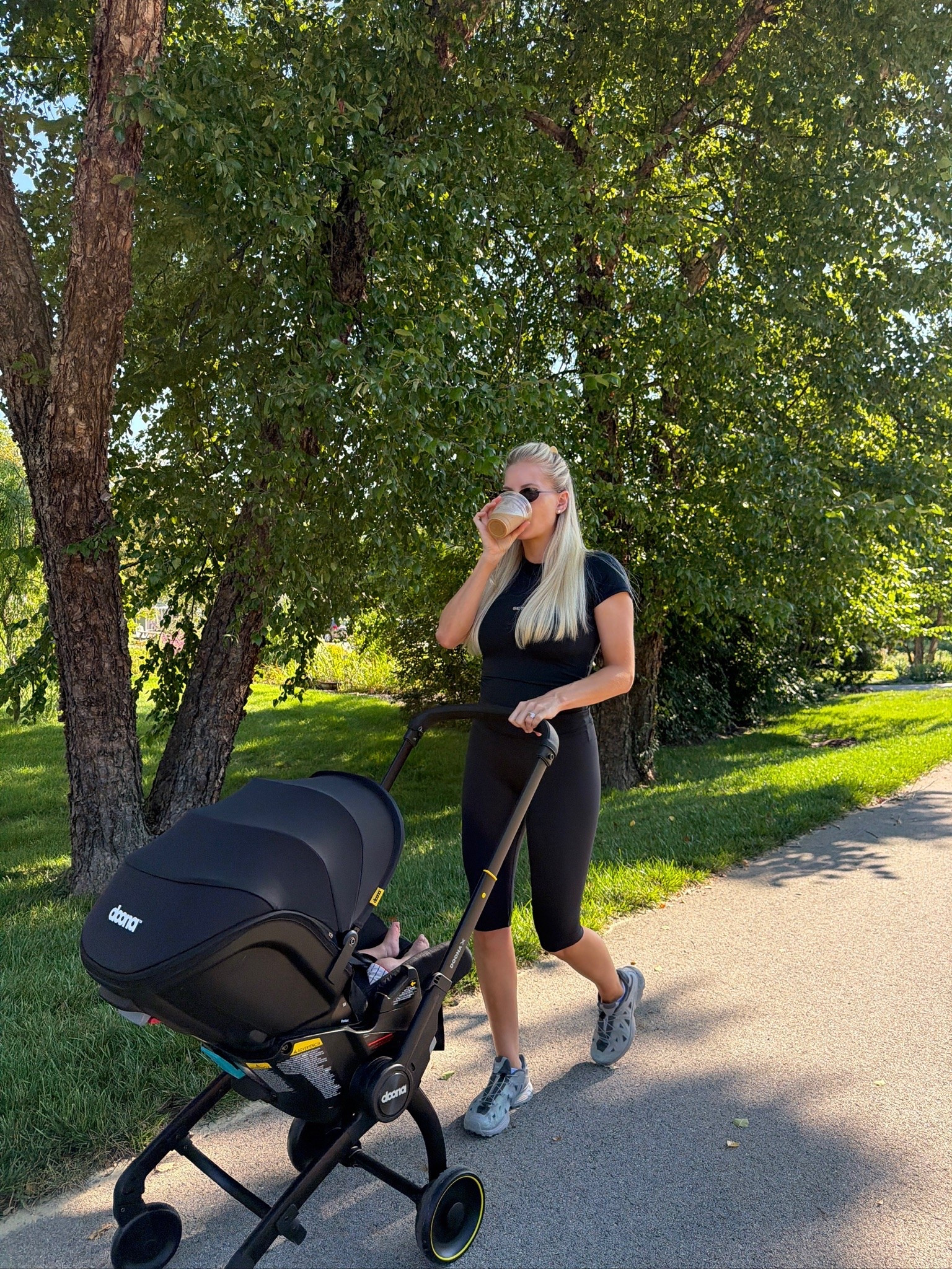 SIZE: med in top & bottoms, shoes run tts, sunnies are brand Vehla (linking similar)! Lip liner - sculpt, gloss - toasted marshmallow #kathleenpost

Activewear, postpartum outfit, workout wear

#LTKfitnessgoals #LTKActive #LTKdayinmylife