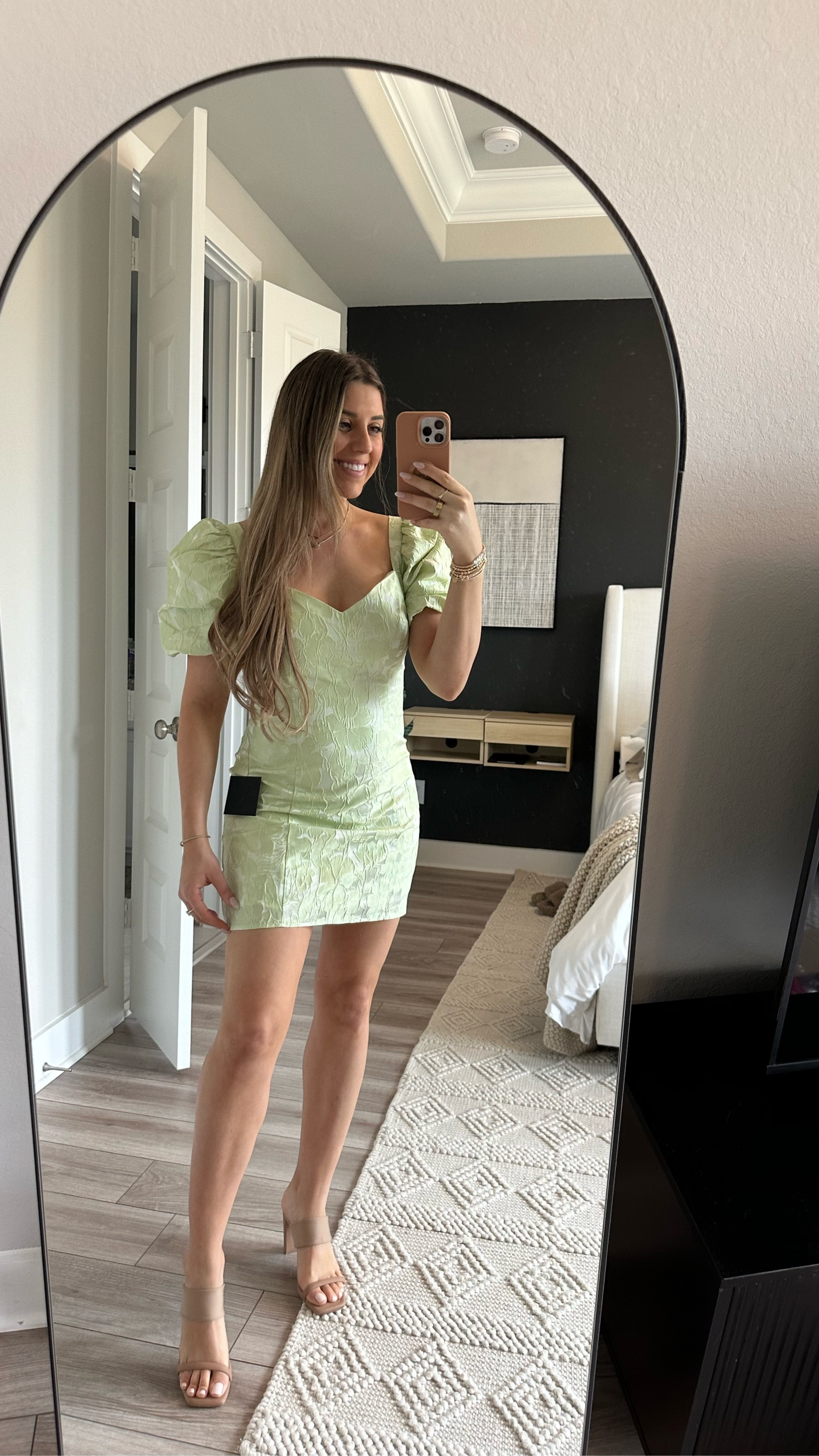 Same pattern as the other dress, but with puffy shoulder detailing! Love it 

#LTKstyletip