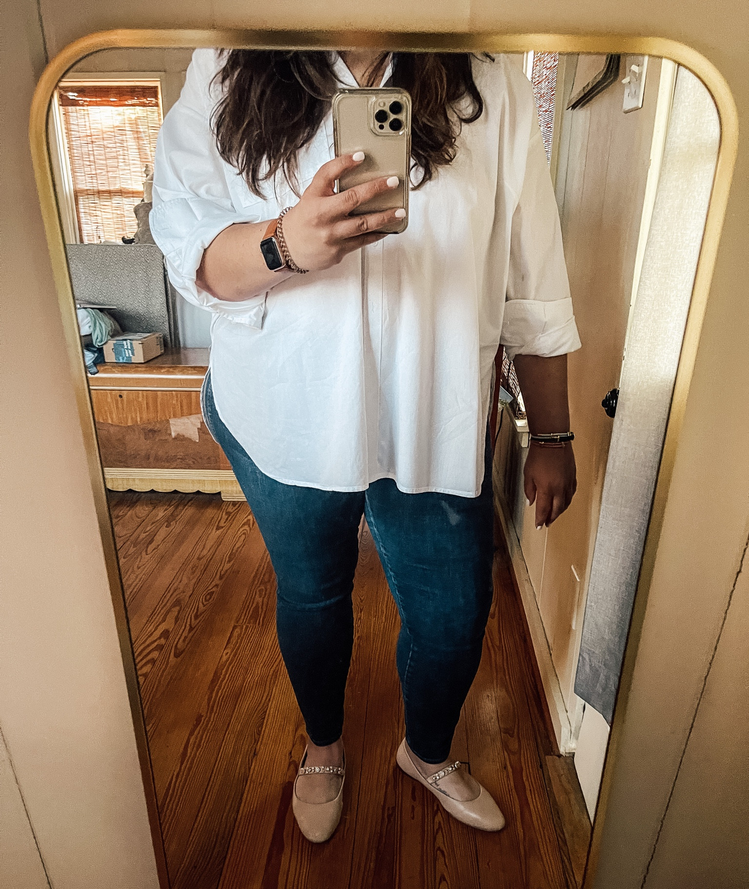 PSA about skinny jeans and other things in your closet that aren’t “on trend”

If you love something, keep wearing it! If something works for your body and your closet, meaning it plays well with everything you have, keep wearing it! 

Confidence trumps trendy every time! If you need some permission to pull out the skinny jeans… today is the day, my gal! 

#LTKfit #LTKstyletip #LTKcurves