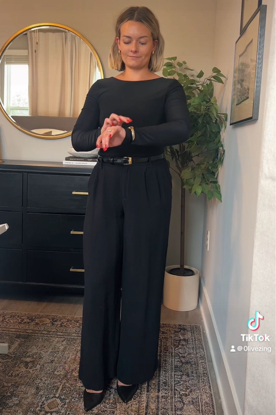 How to look expensive— going out edition 

The bag and peacoat are thrifted so I found similar options!

#LTKFindsUnder100 #LTKStyleTip