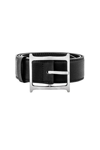 Logo Contrast Belt in Black | Revolve Clothing (Global)
