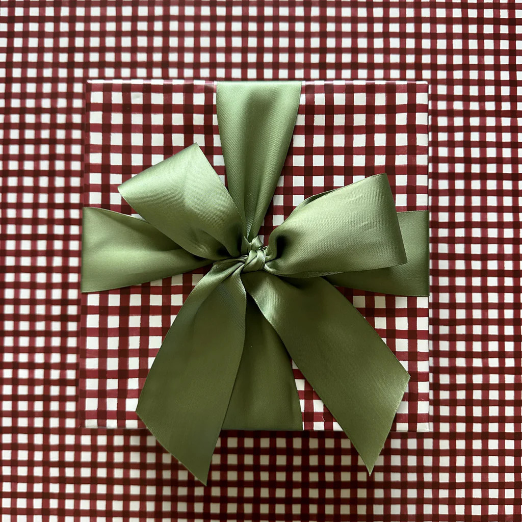 WINTERBERRY GINGHAM WRAPPING PAPER | Cooper at Home