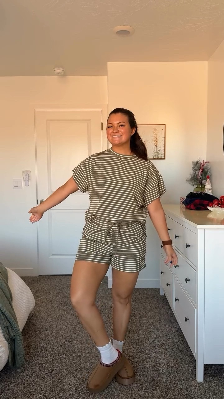 Running last minute Thanksgiving errands in the comfiest Amazon outfit 🍂🧡 Comment “ERRANDS” for the outfit details sent directly to you 🔗

Cozy, cute, and perfect for holiday prep, family time, and everything in between. If you’re shopping on a budget, this whole look is such a good find, Amazon never misses!

#ootd #amazonfashionfinds #thanksgivingoutfit

thanksgiving outfit, thanksgiving outfit ideas, thanksgiving ootd, holiday outfit ideas, thanksgiving prep outfit, amazon outfit, amazon fashion finds, amazon fall outfit, amazon clothing, amazon outfit ideas, fall fashion finds

#LTKootd #LTKdayinmylife #LTKSaleAlert