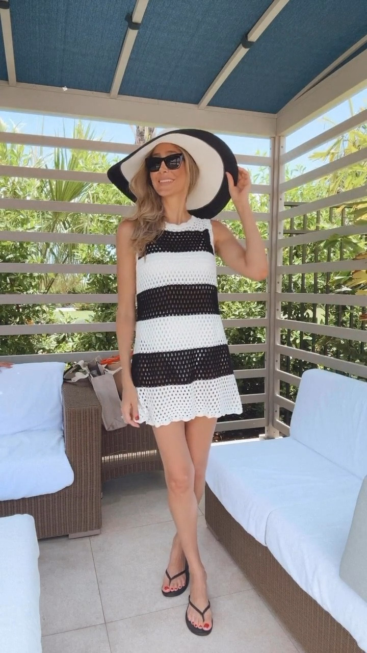 Amazon cover up that is so beautiful and stylish! Perfect for your next vacation outfit! Love the stripes. Runs true to size I am wearing a size small. 



Vacation outfit 
Resort wear 
Vacation outfits beach 
Spring outfits 

#LTKootd #LTKU #LTKTravel