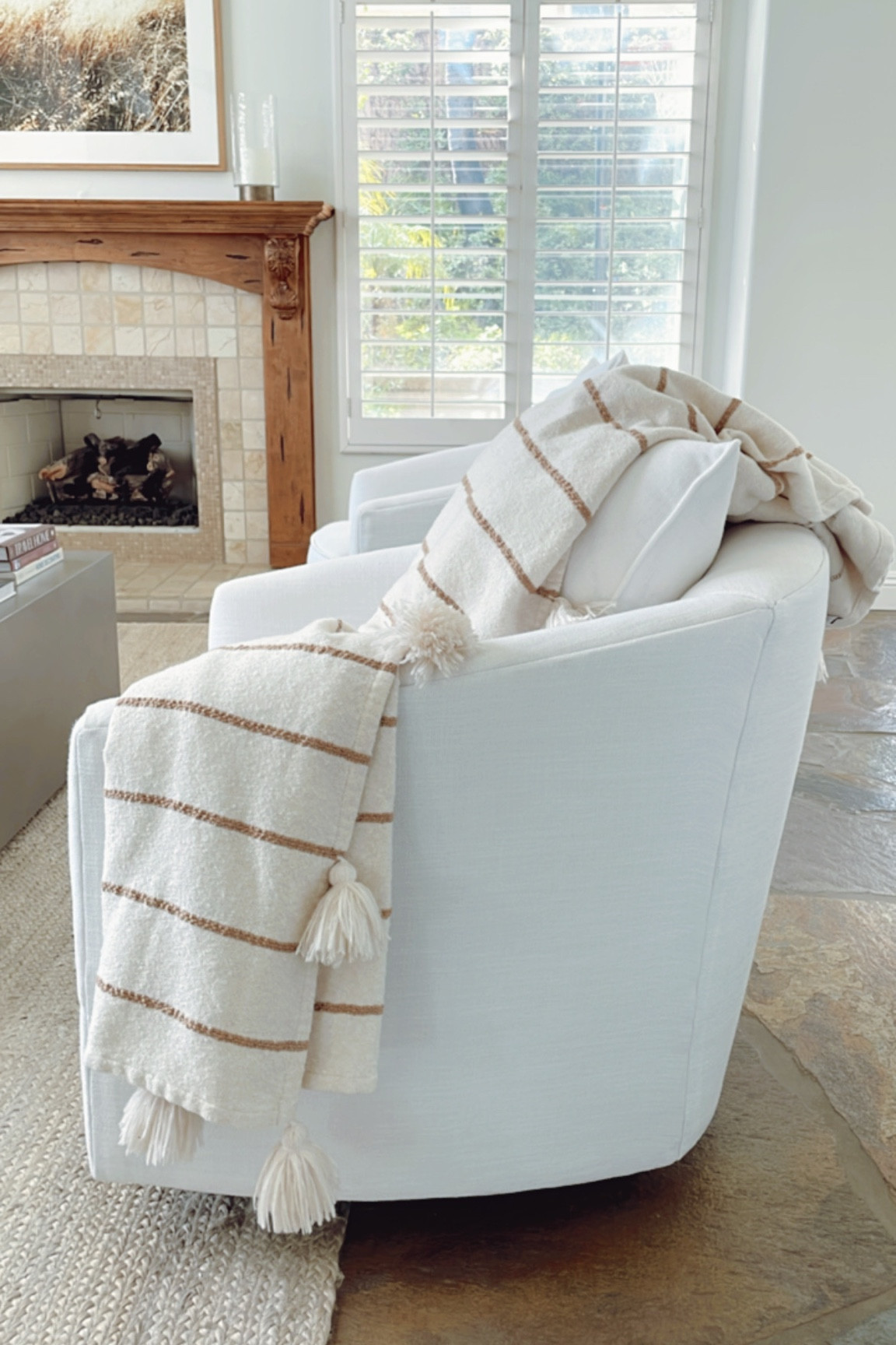 Love this throw blanket for spring and summer! #throwblanket #target #blanket