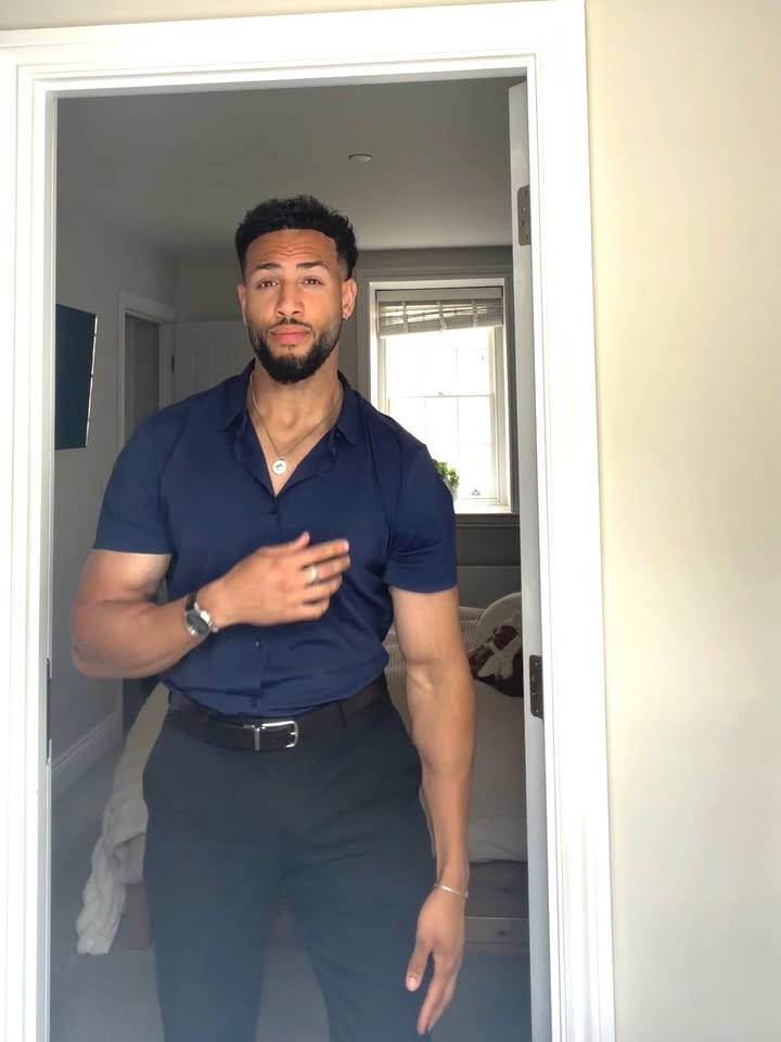 Navy and black for an easy date-night outfit. A fitted short-sleeve button-up shirt, dark smart trousers and a black belt keep the look simple and sharp.

Shop similar pieces below to recreate the outfit — the tagged products are alternatives to the items I’m wearing. I may earn a commission from purchases through these links.

#MensStyle #SmartCasual #DateNightOutfit

#LTKuk #LTKdatenight #LTKmens