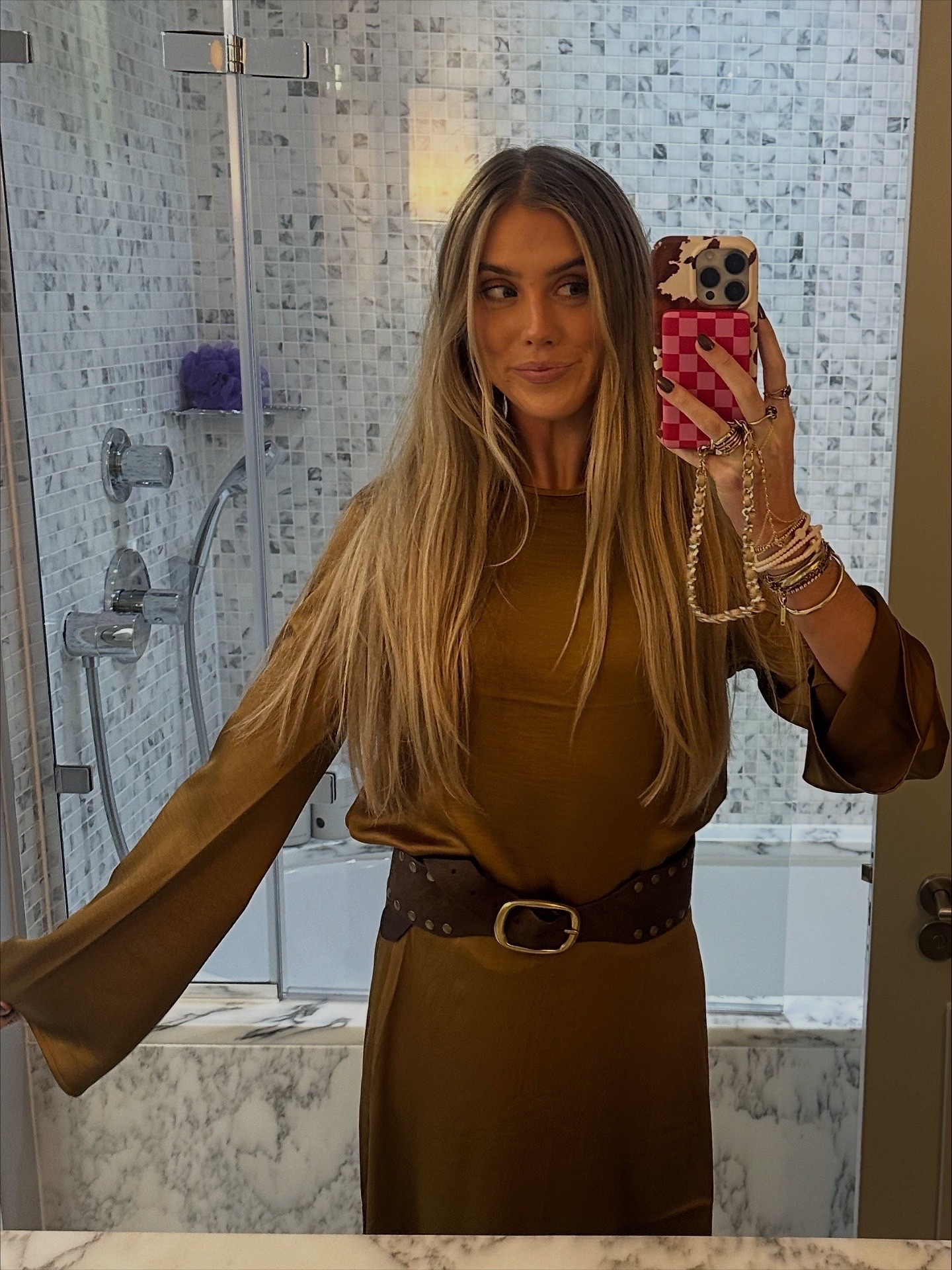 My outfit for dinner in Edinburgh, Scotland 

#LTKSeasonal #LTKTravel #LTKFindsUnder100