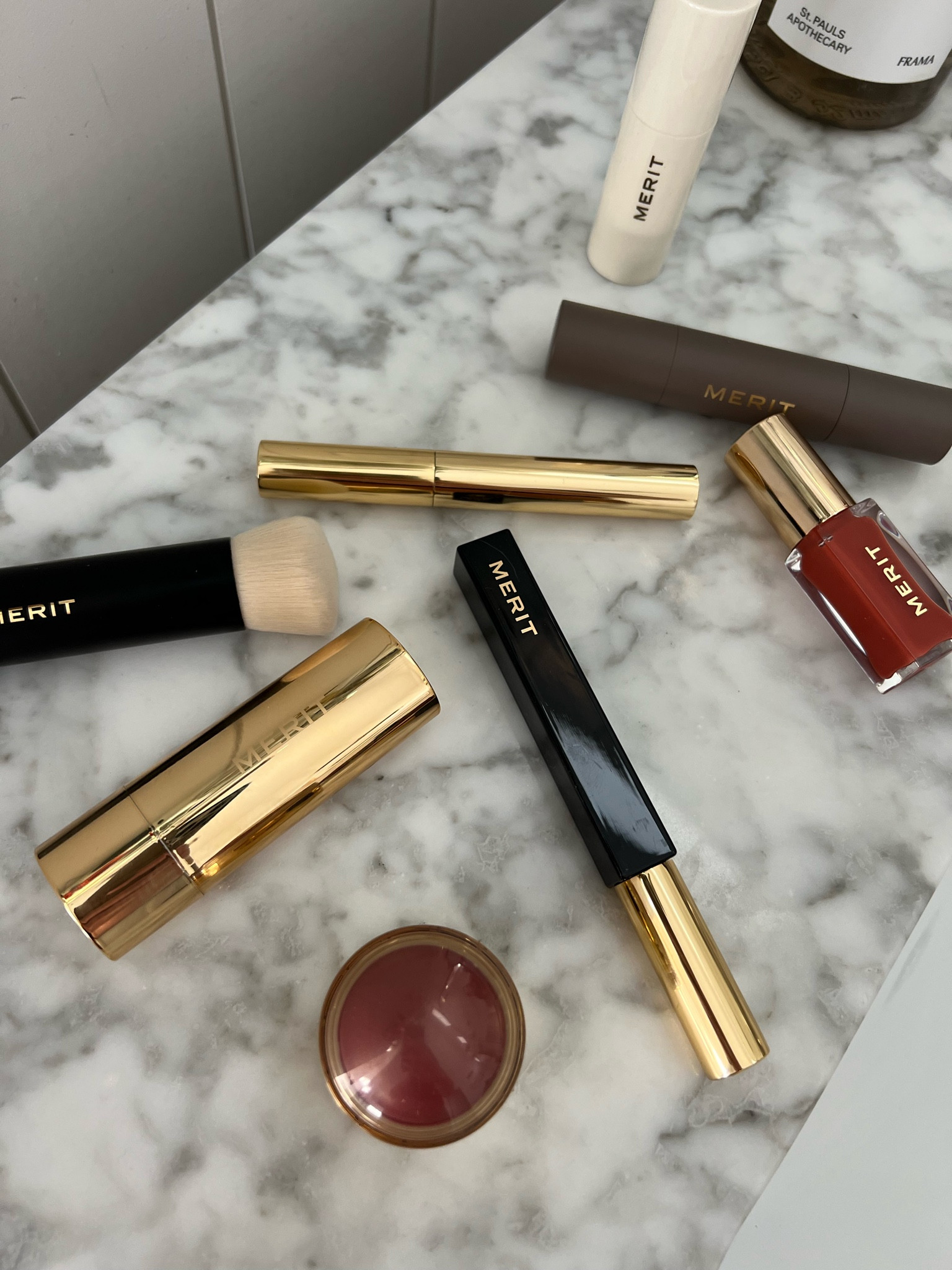 Those Instagram ads got me… my Merit haul.

#LTKbeauty #LTKunder100 #LTKcurves