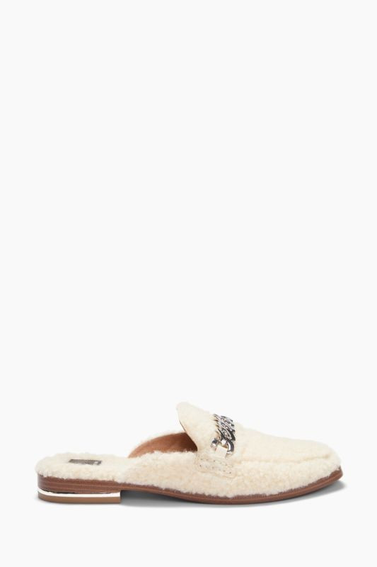 Dolce Vita  Pela Sherpa Flat | Evereve