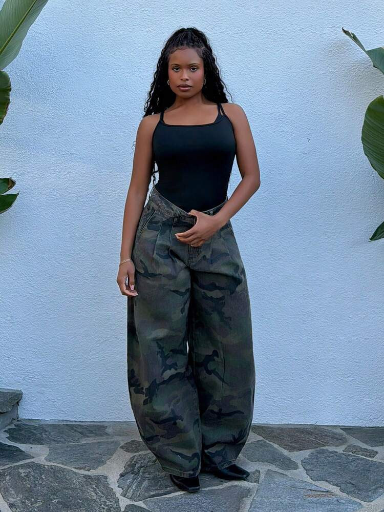 Tyla Gomez Fashionable Casual Street Style Pleated Camouflage Low Waist Super Wide Leg Jeans | SHEIN