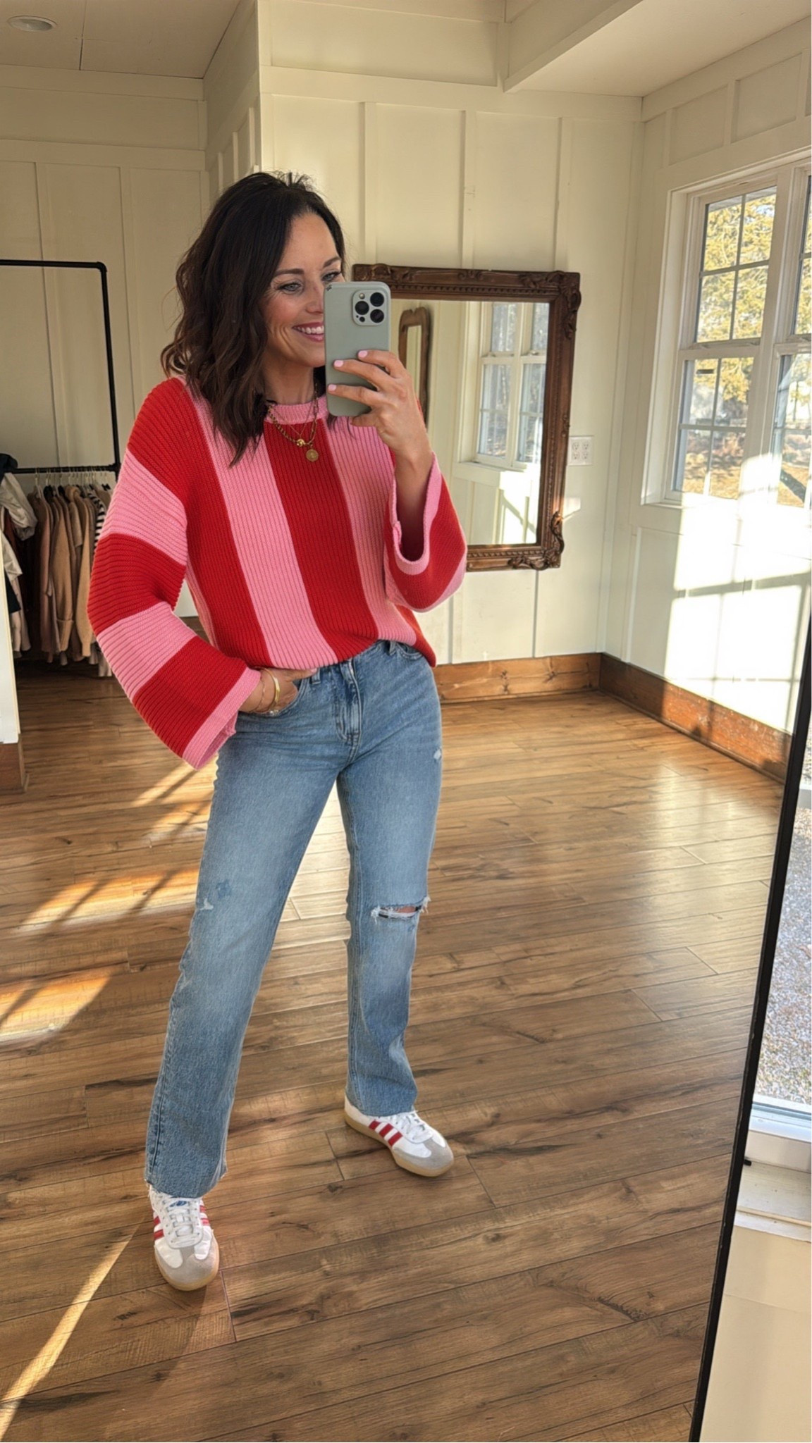 Cutest knit sweater makes it for a perfect look for Valentine’s Day. Perfect for workwear, date night, or as an easy mom outfit!
Aprilwilks Valentine’s Day, teacher outfits oversized sweater jeans sneakers vintagepickin

#LTKValentine #LTKootd #LTKSeasonal