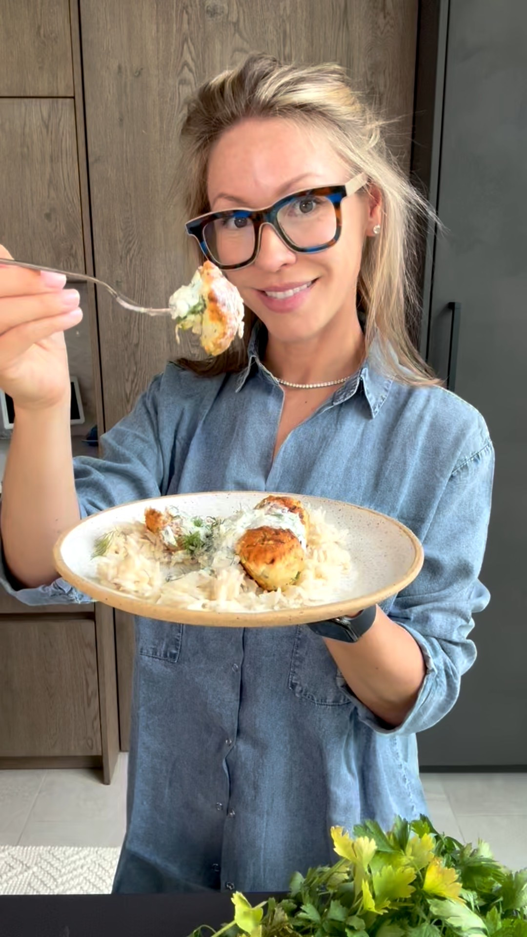 Obsessed with this new soft chambray button down shirt from Amazon! It’s the perfect thing to throw on when you want to be comfortable but also look pulled together. 🤍

#LTKStyleTip #LTKFindsUnder50