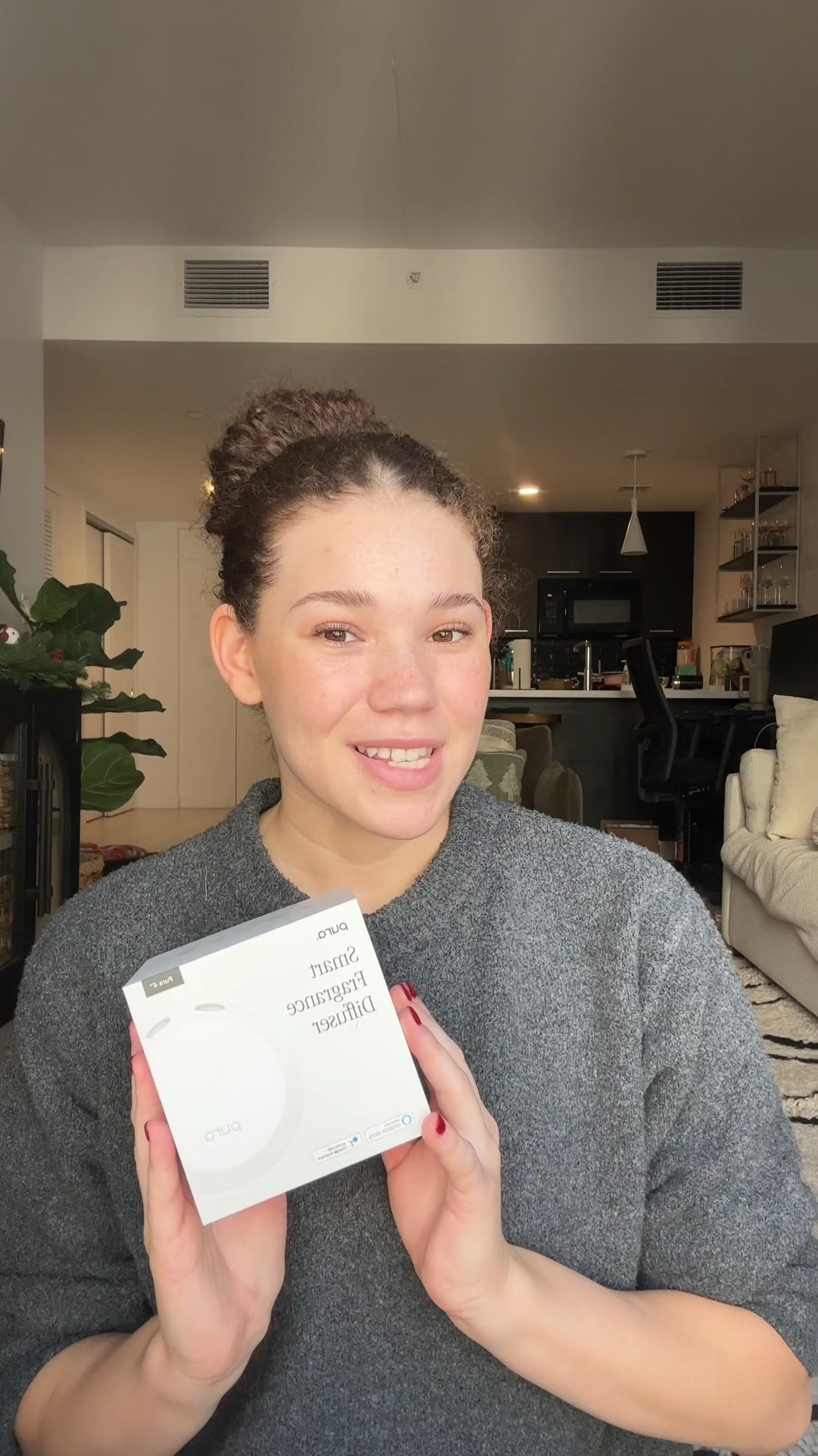 already making my apartment smell so good! perfect gift for your mom or mother in law! or even for a dorm!! 

#LTKGiftGuide #LTKHoliday #LTKCyberWeek