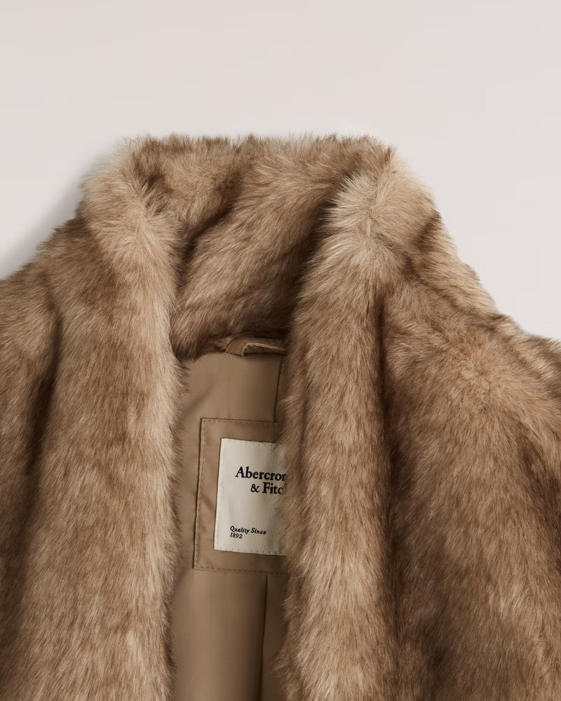 Women's Faux Fur Vest | Women's Up To 40% Off Select Styles | Abercrombie.com | Abercrombie & Fitch (US)