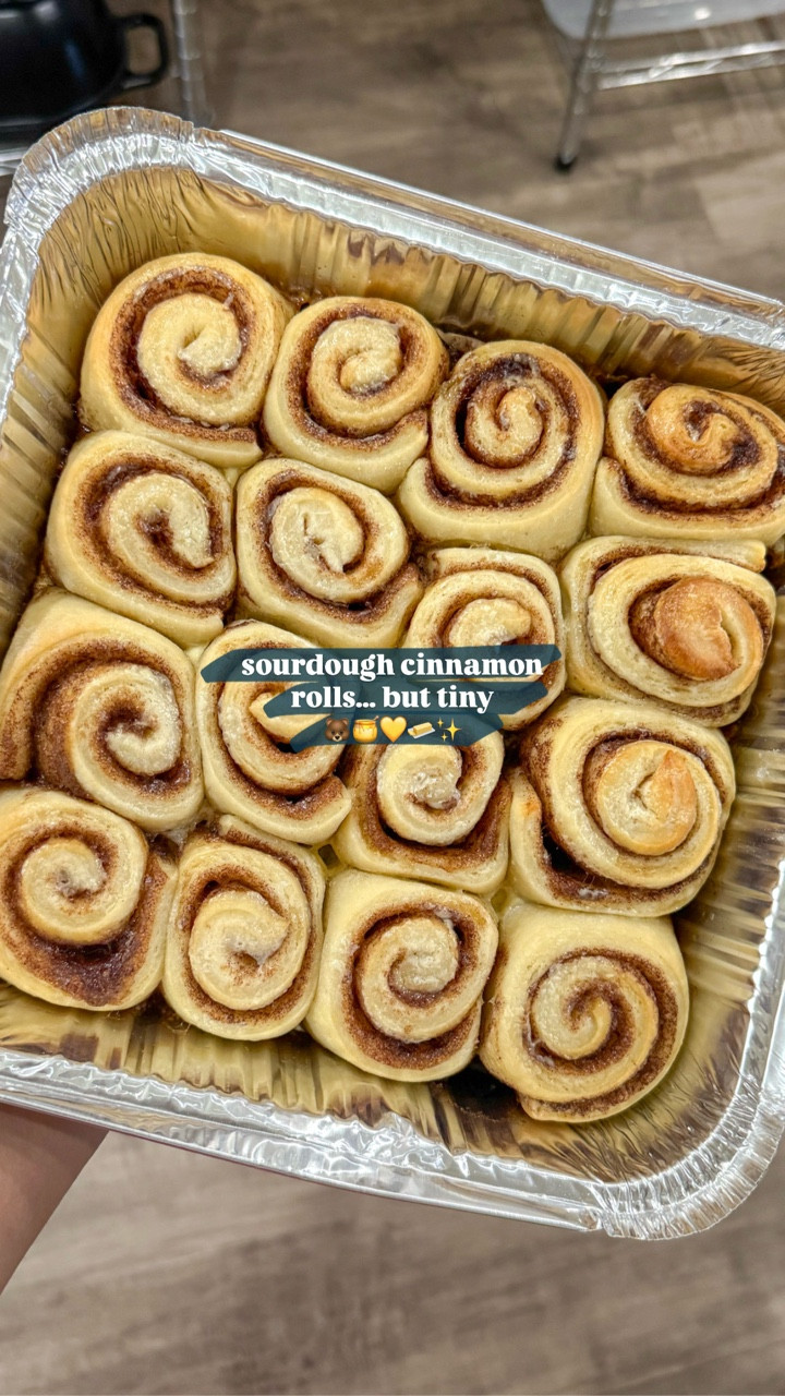 The only kind of rolls I want this summer 🍞☀️
Sourdough. Cinnamon. Tiny. And gone in two bites.

These are too cute not to save 🥹 

#sourdoughcinnamonrolls #lubbocksourdough #minicinnamonrolls #sourdoughcinnamonroll