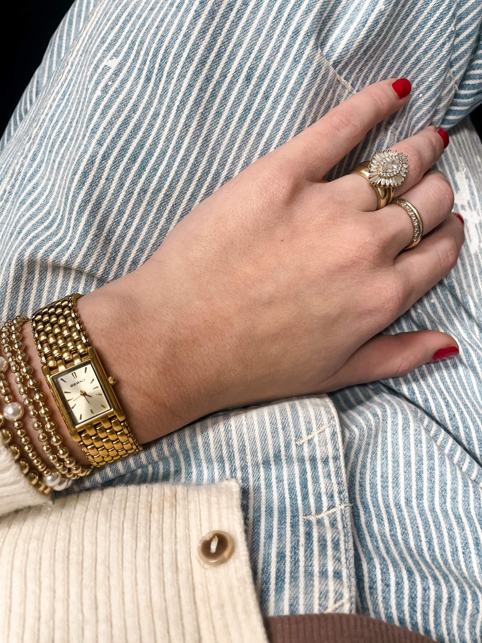 accessories! 

#LTKFindsUnder50 #LTKStyleTip #LTKFindsUnder100