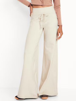 Extra High-Waisted CloudComfy Wide-Leg Pants | Old Navy (US)