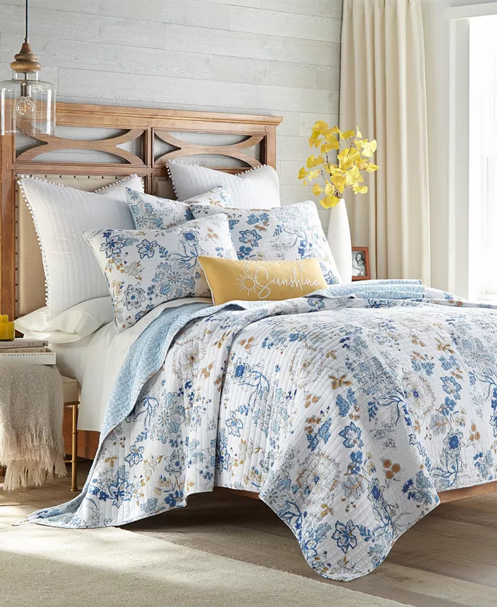 Levtex Gardenia 2-Pc. Quilt Set, Full/Queen & Reviews - Home - Macy's | Macys (US)