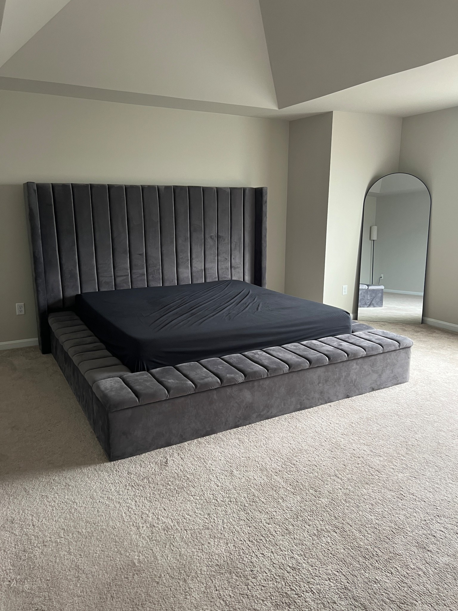 King bed with storage 

#LTKmomlife #LTKHome #LTKselfcare
