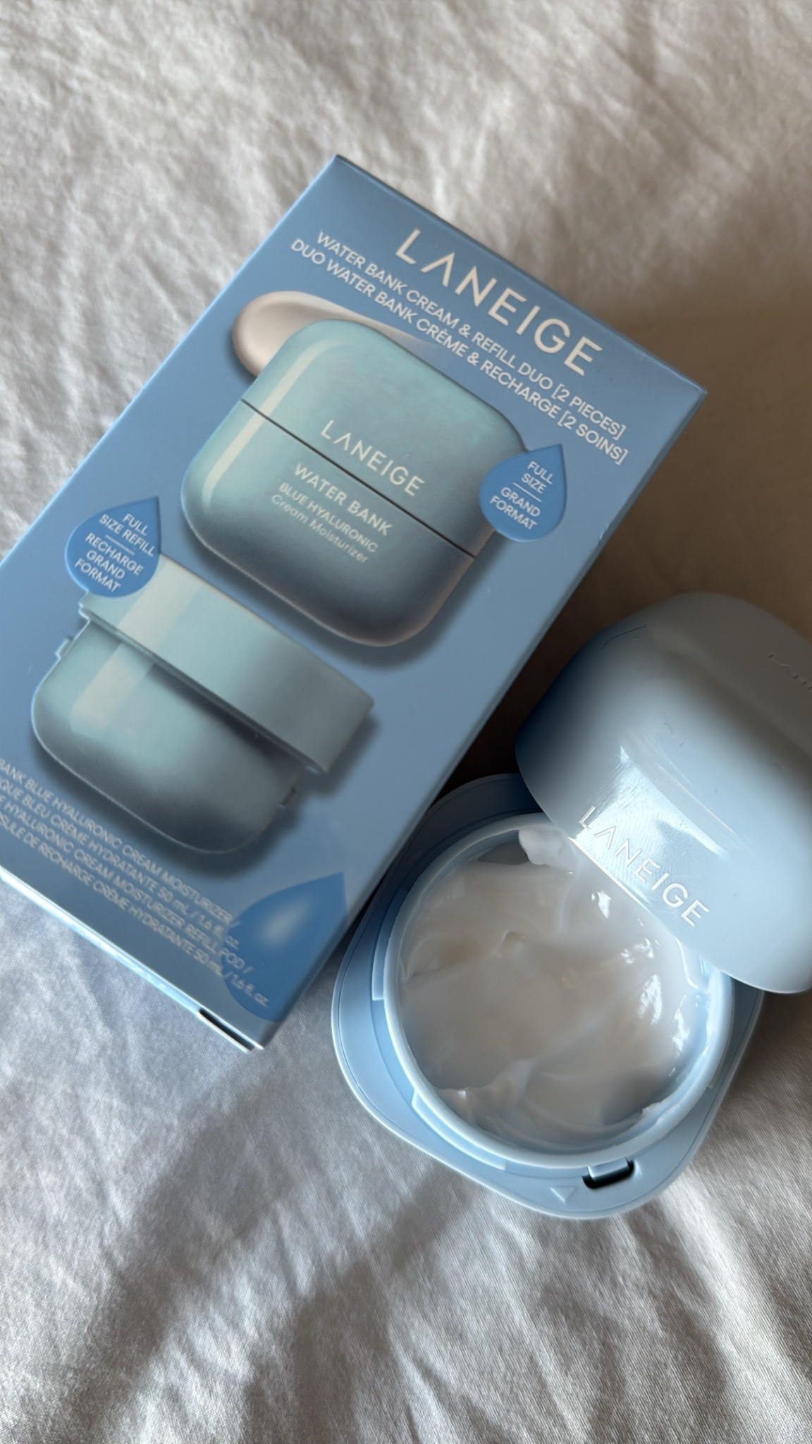 If there’s one moisturiser you need in your skincare routine, it has to be the Laneige one. They’ve got options for every skin type, and each one leaves your skin feeling deeply hydrated without any stickiness or heaviness. It’s even been amazing for my 10-year-old, who’s just starting to get little pimples—it’s really helping calm her skin. 🫧

#LTKsale #LTKbeauty #LTKAprilSpotlight