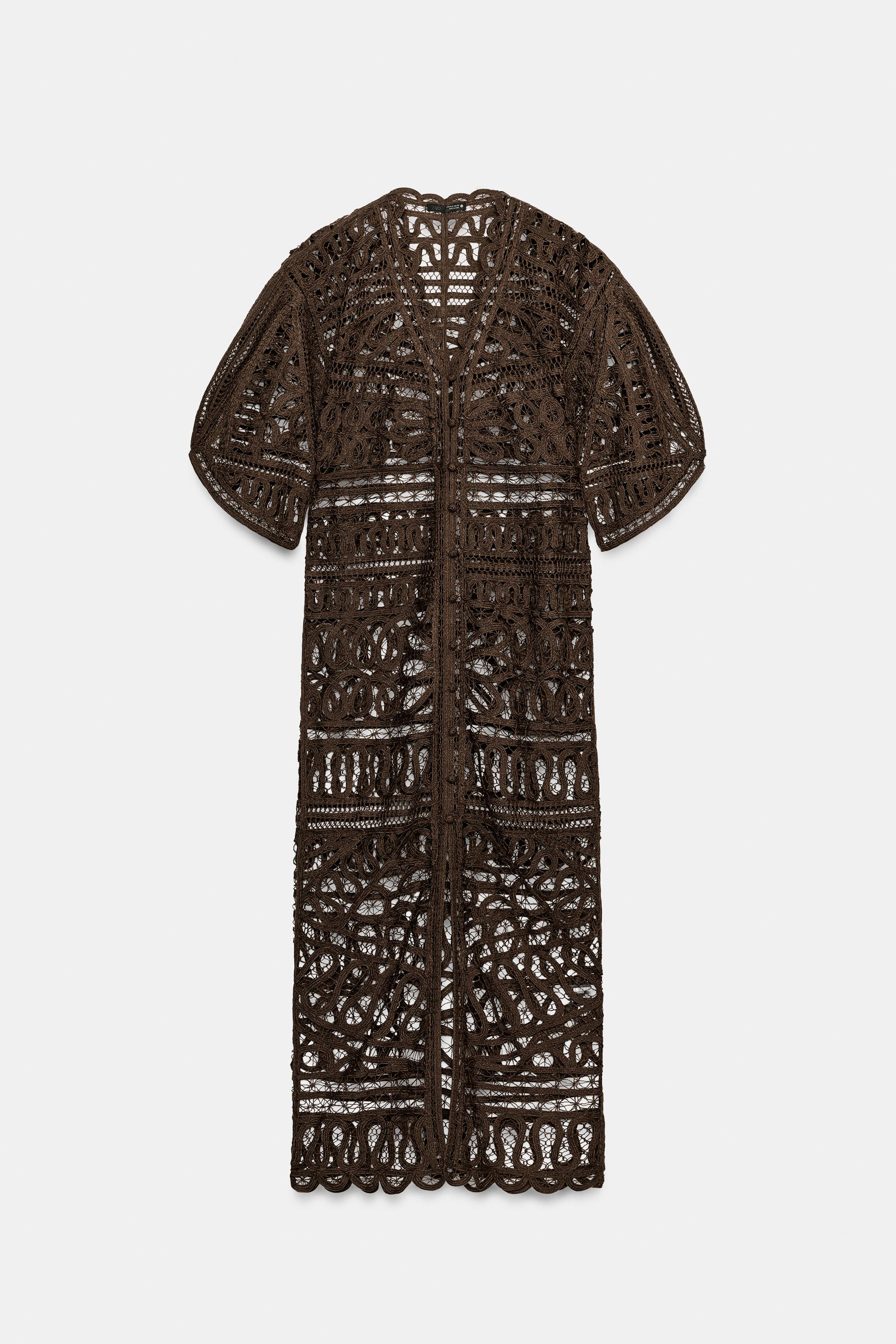 ZARA WOMAN COLLECTIONDress with a V-neckline and below-the-elbow sleeves. Straight hem. Front clo... | Zara US