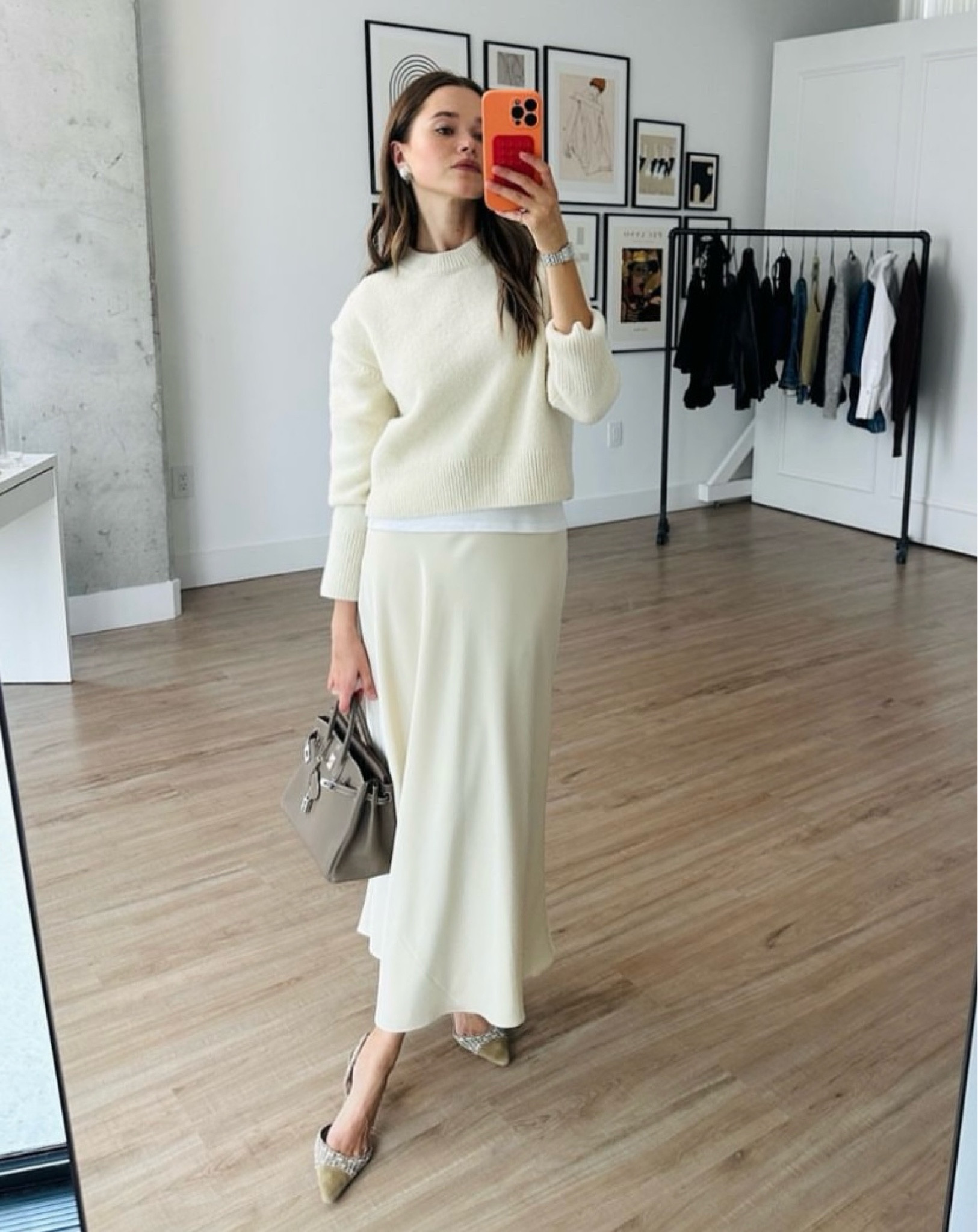 Fall mood 🤍👜

#LTKStyleTip