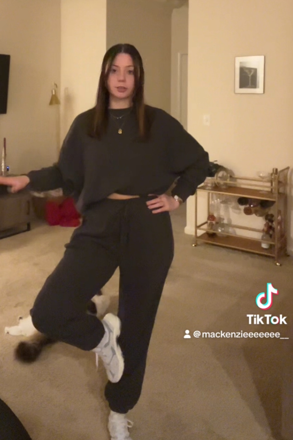 If you see me in this set 24/7 I’m sorry 🤭

#LTKHoliday #LTKGiftGuide #LTKCyberWeek