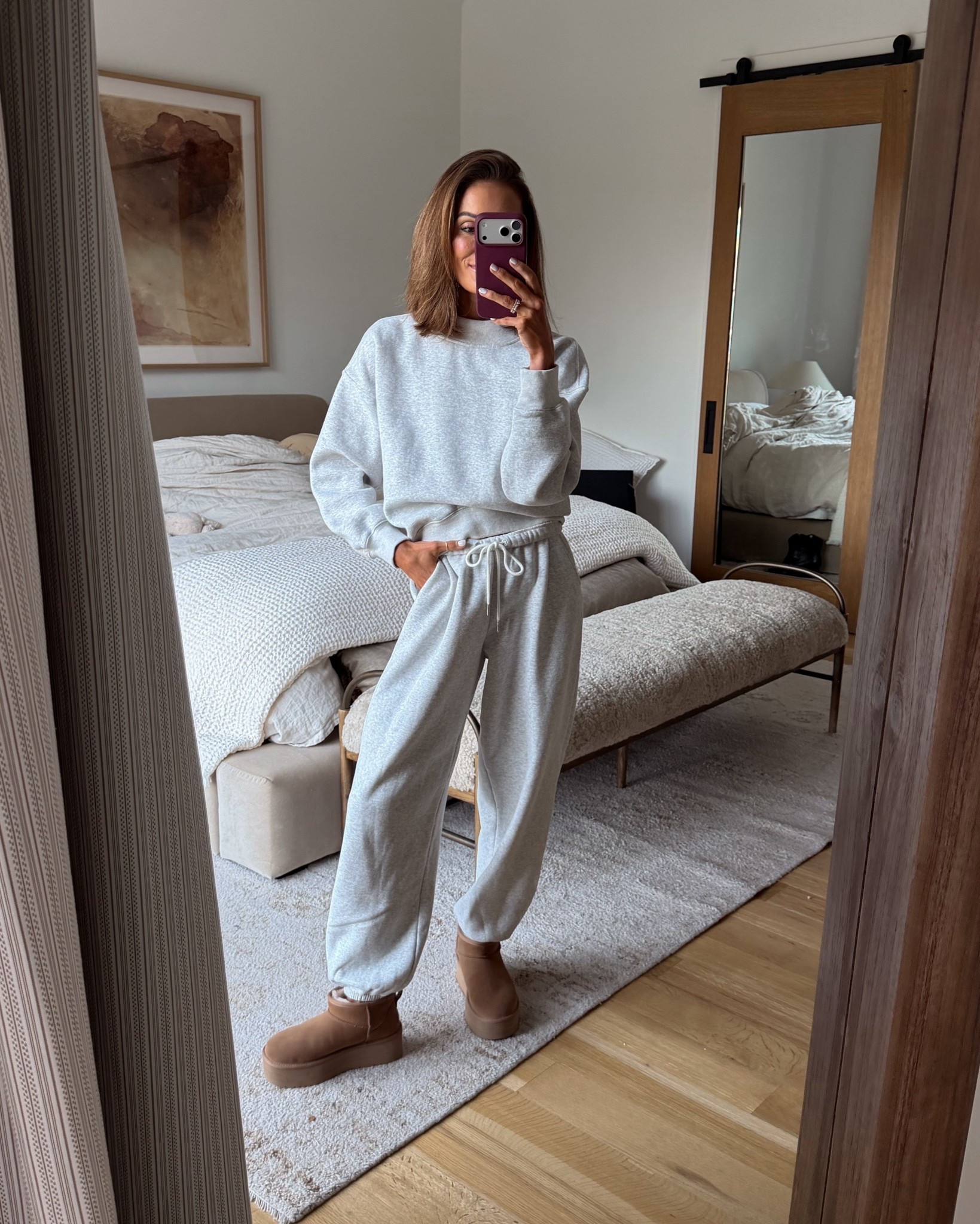 my fave a&f sweat set is on sale! wearing xs in both 