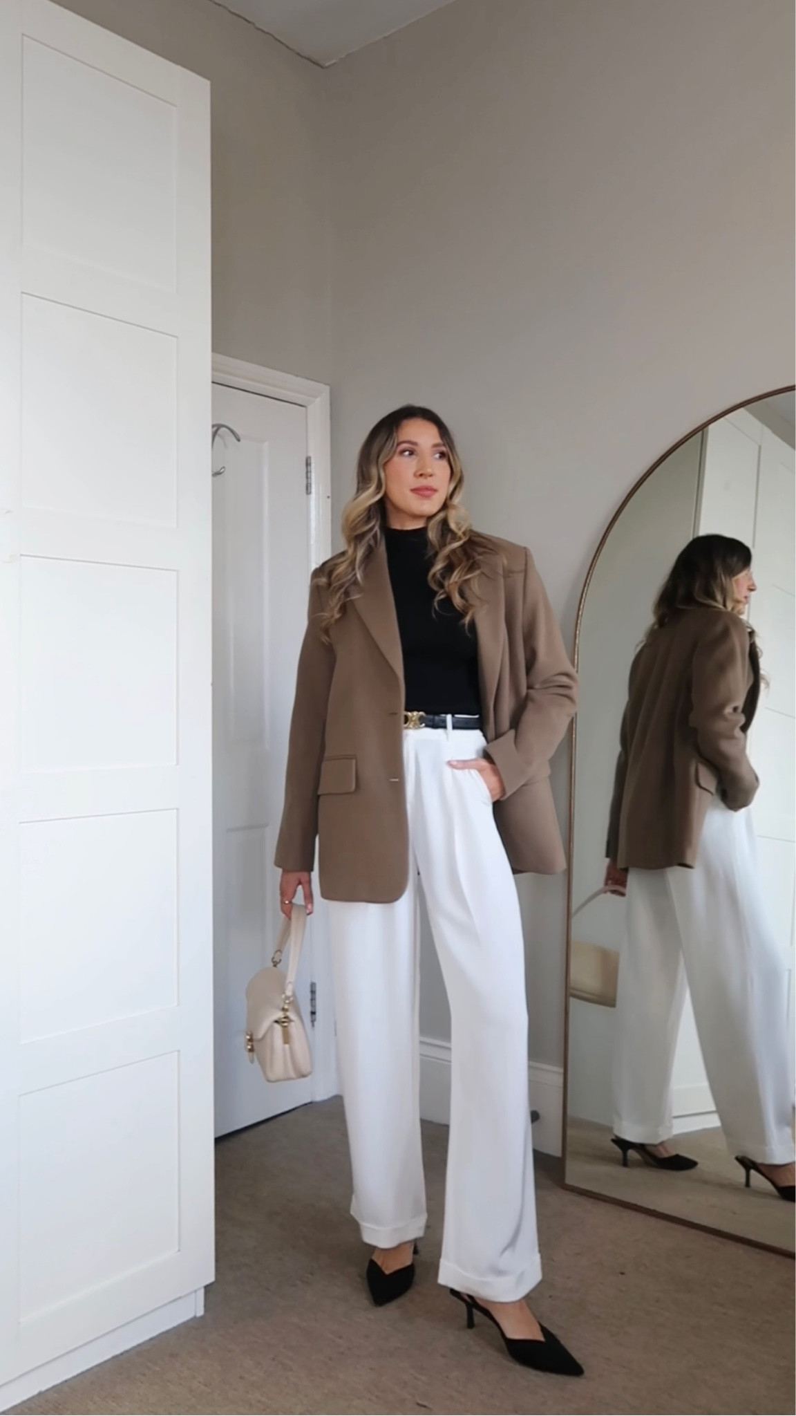 Office outfit inspo for those of you back to work next week. 

Office outfits 
Workwear 

#LTKeurope #LTKstyletip #LTKworkwear