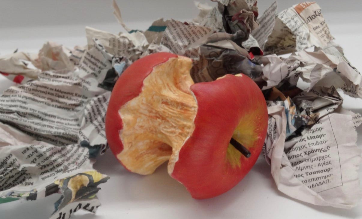 Ceramic apple- fake food plate wall
