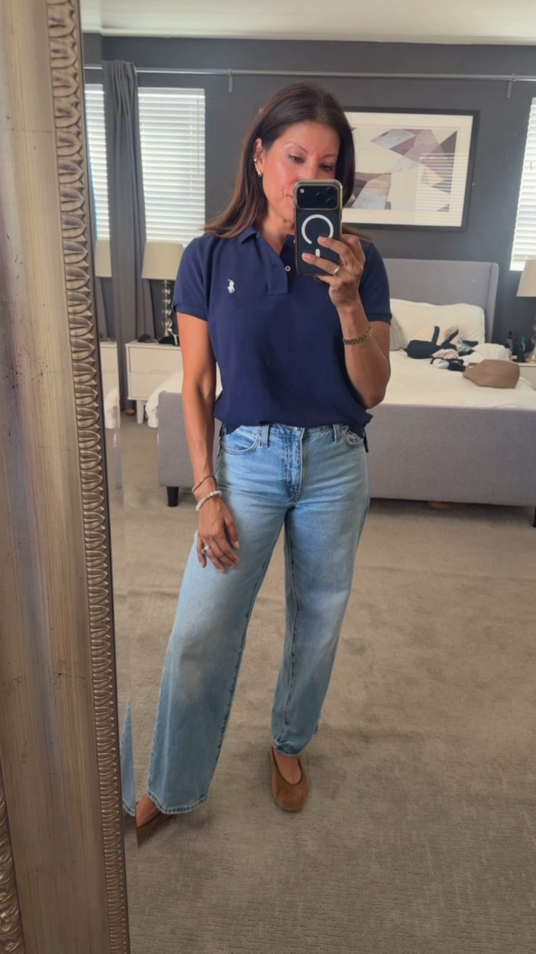 My ootd 

@levi baggy dad jeans wearing 25 linked similar flats 
Mine are sold out 
 
Fall fashion over 50

#LTKootd #LTKmomlife #LTKPetite