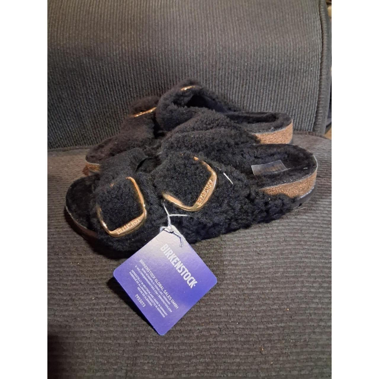 Birkenstock Women's Slides - Black - US 7 | Depop US