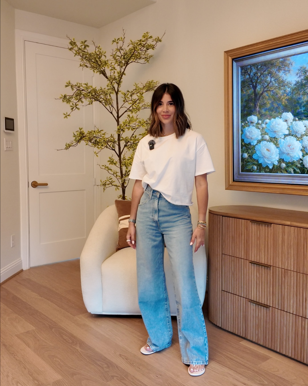 This is Levi's Women's Cinch Baggy Jeans. Perfect for any occasion! 

#DenimLove #FashionFinds 

 #LTKgrwm #LTKootd