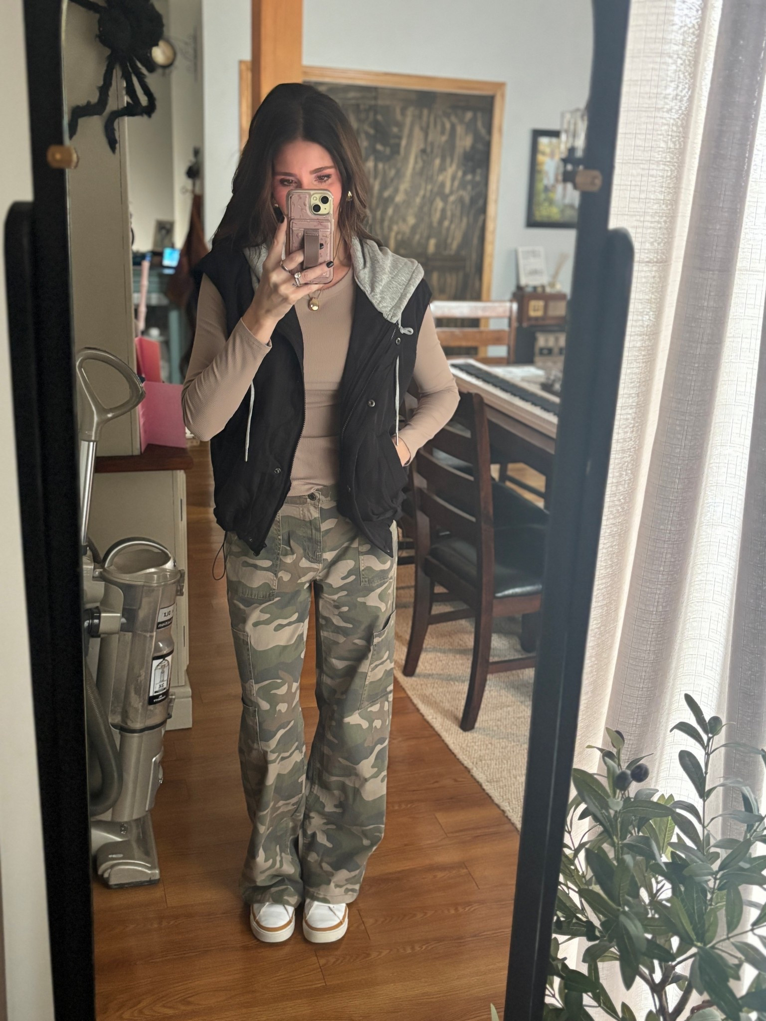 Viral Walmart Camo Pants

#LTKStyleTip #LTKSeasonal #LTKFindsUnder50