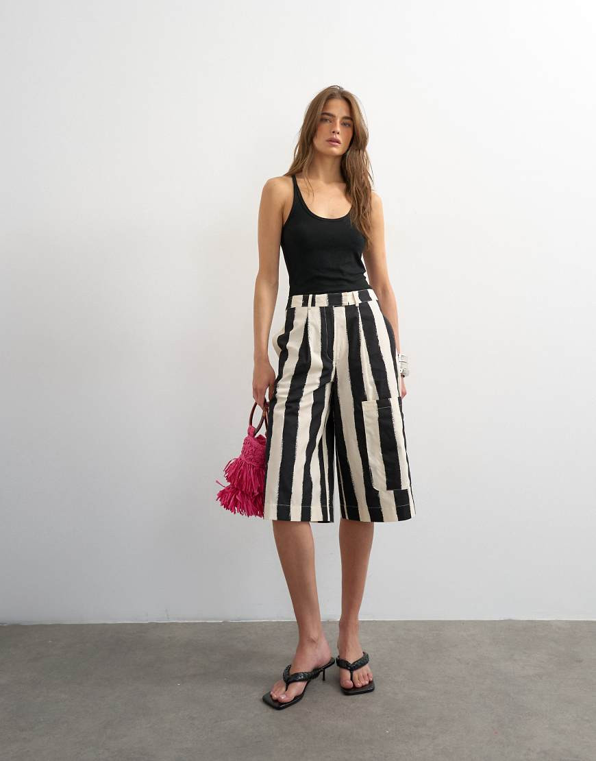 Topshop longline Bermuda cargo shorts in mono stripe-Multi | ASOS (Global)