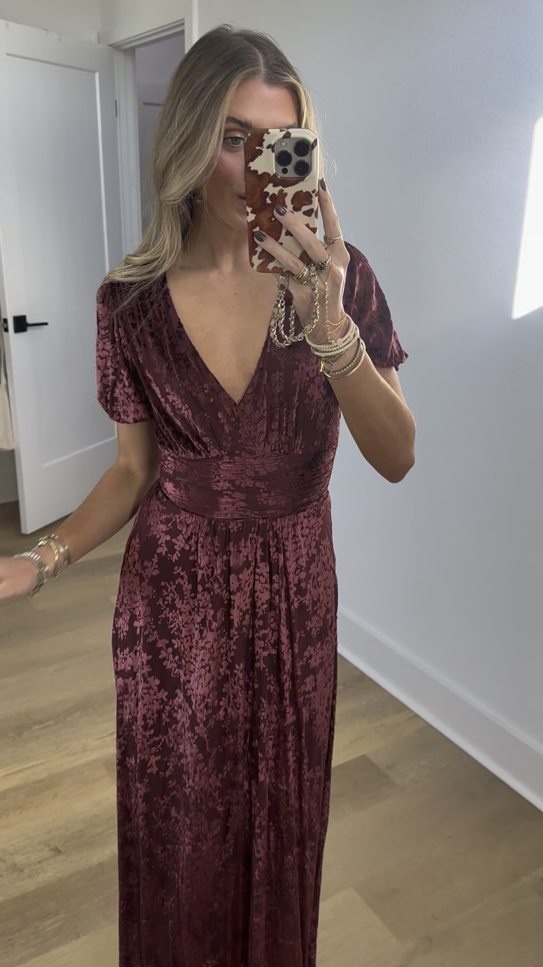 Leslie Velvet Maxi Dress size XS. dare I say my favorite @balticborn dresses yet 🤭 with the change of seasons we of course need new wedding guest dress ideas !!!  Oh, and did I mention the best part these are all under $125 when you use my code “SLOANEBB15”. 😇

#balticbornpartner #balticbornclothing #balticborndress #weddingguestdress #weddingguestoutfit #weddingguestdresses #formaldress #haul #tryonhaul #tryon #tryonwithme #shoppinghaul #dresseshaul #dresseshaultryon #dresstok #maxidress #dresses #dressshopping #dressstyle

#LTKHoliday #LTKParties #LTKWedding