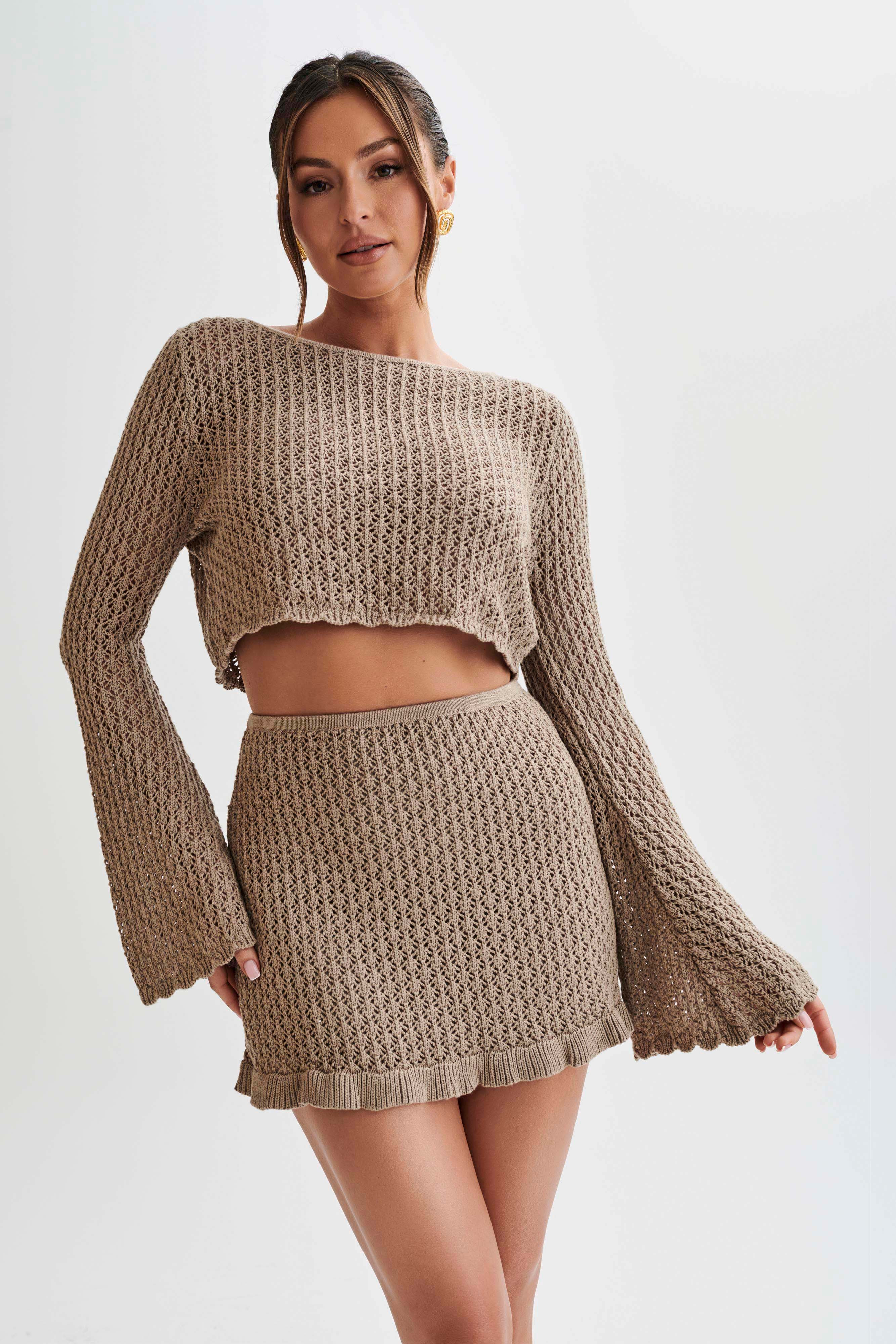 Sian Knit Long Sleeve Crop Top - Taupe | MESHKI US