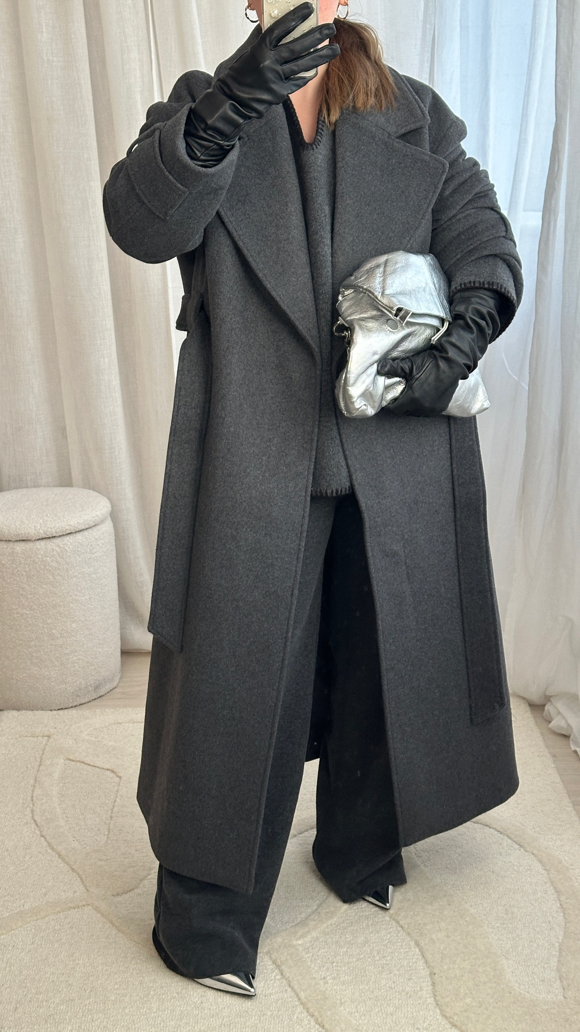 Love an all grey outfit. Jumper is Zara DARK GREY | 9598/001 but I’ve linked to some similar below too 🩶
Aligne wool oversized coat | Tonal outfits | Spring ideas | Grey knitted trousers | Silver bag | Metallic shoes | Knitted trousers | Top stitch jumper | Totem dupe 

#LTKover40 #LTKworkwear #LTKstyletip