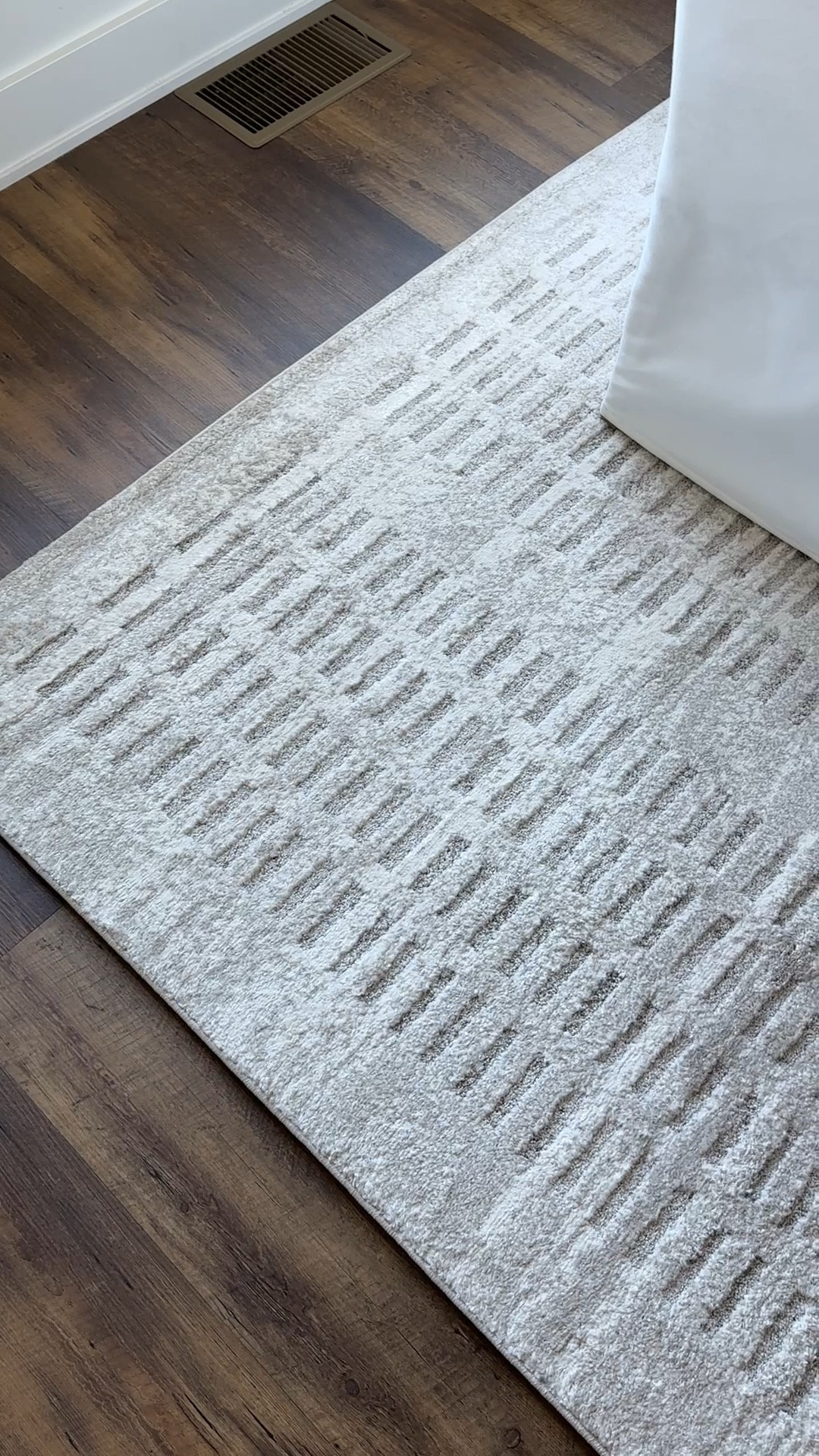 Head into the New Year with end-of-season deals on Wayfair’s End of Year Clearance sale!  Save up to 60% off and get fast shipping on neutral rugs!  @Wayfair always has just what I need!
#wayfair #wayfairpartner


#LTKSaleAlert #LTKHome