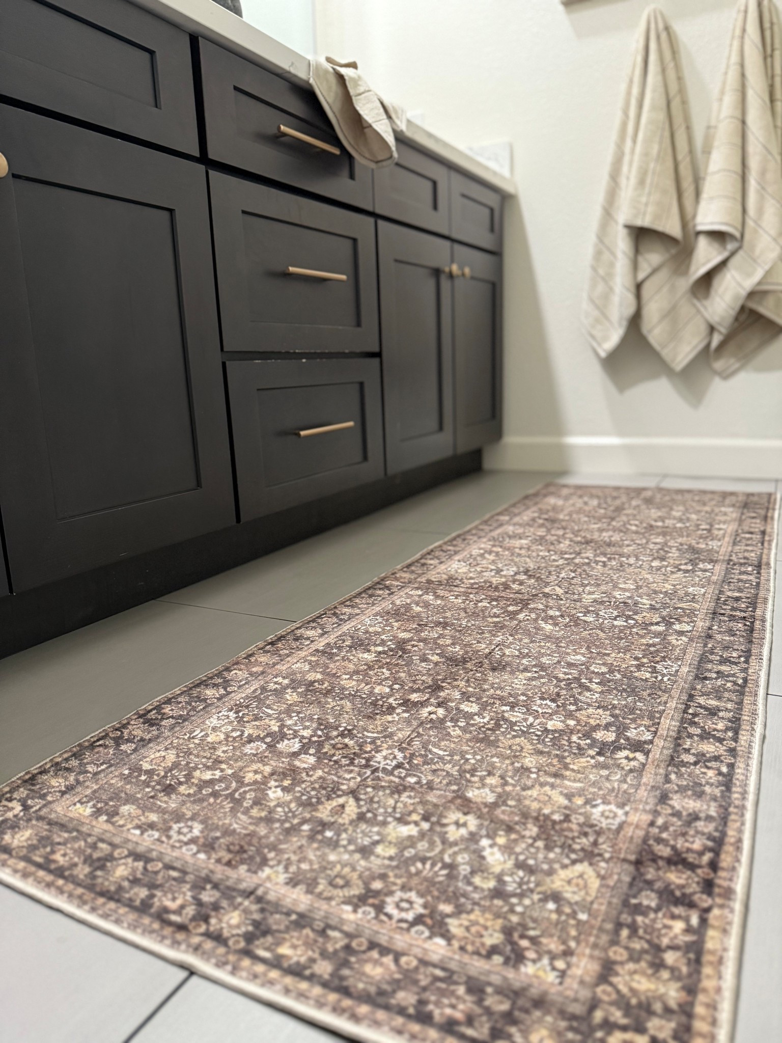 Best rug under $30! 🤎

Bathroom | Rug | Runner | Amazon finds 

#LTKCyberWeek #LTKSaleAlert #LTKHome
