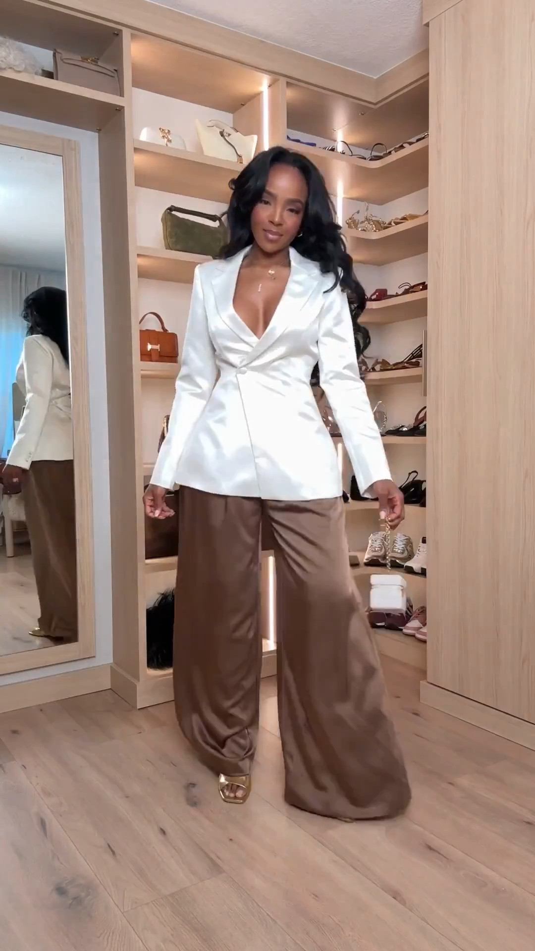 Scroll to shop!! ✨ Elevated Neutrals with a Luxe Feel! Perfect for dinner dates, work events, holiday gatherings, or a chic night out. 

#LTKdayinmylife #LTKBeauty #LTKPetite

#LTKgrwm #LTKootd #LTKdayinmylife