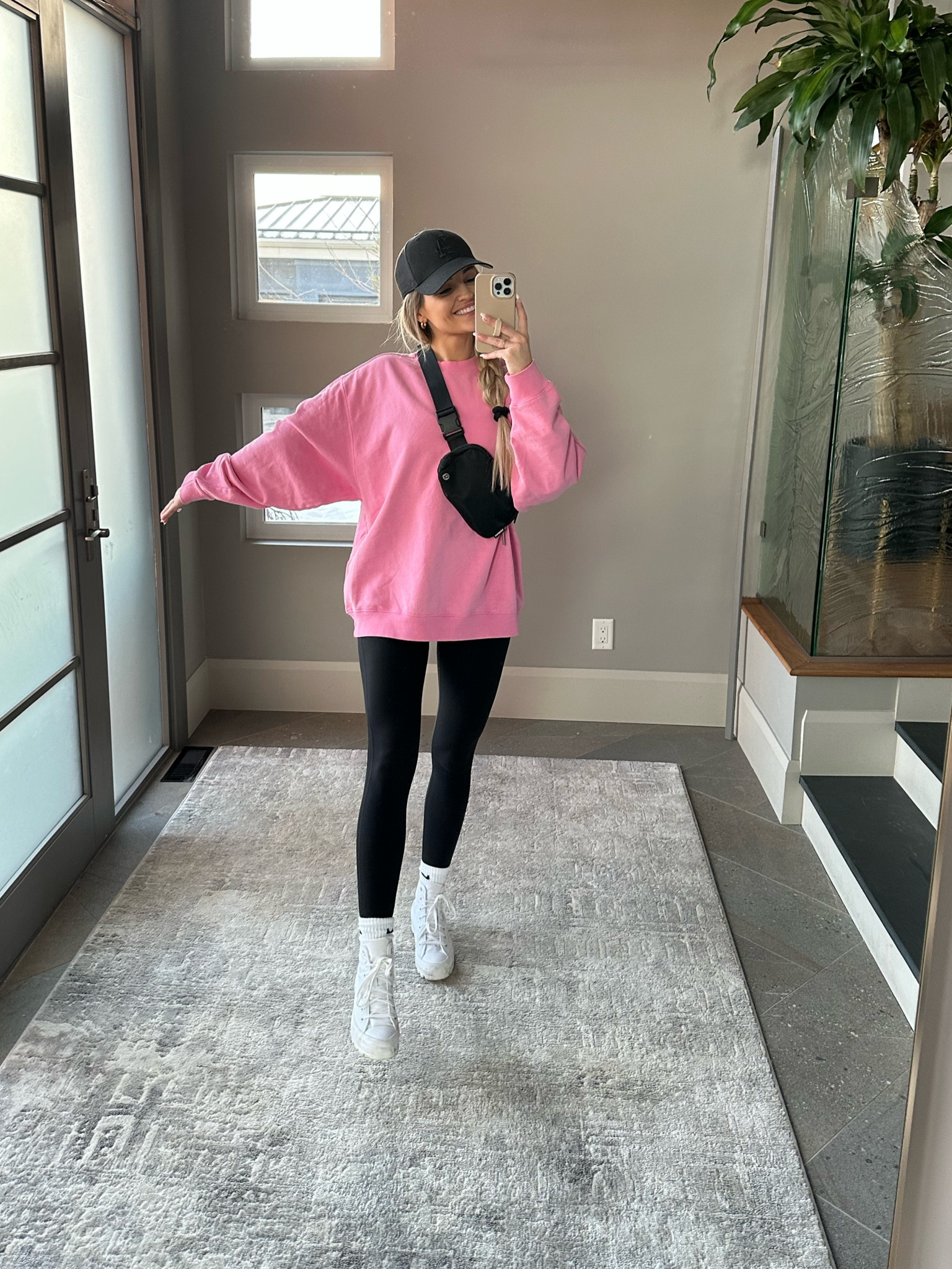 L in the sweater 💗