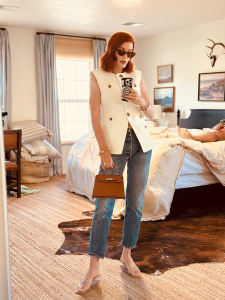 My top comes with matching shorts and the set is adorable. Would be perfect for bridal luncheons or spring events. I paired it back with jeans today because it’s raining today in Austin, but the shorts are a must have and can’t wait to wear the full look. 

#LTKworkwear #LTKwedding #LTKtravel