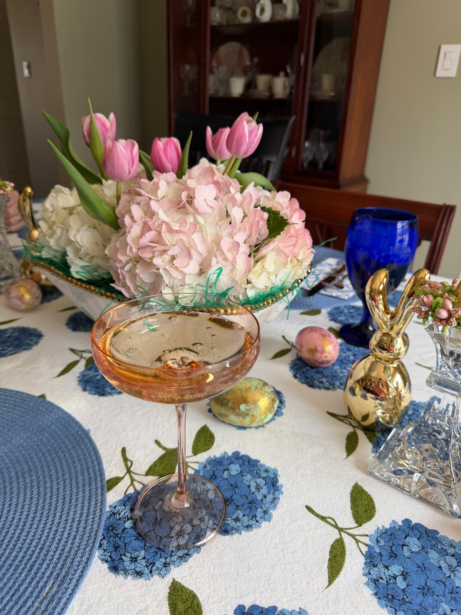 Easter decor with  champagne & hydrangeas 🐰🐣

Easter table, Easter brunch, spring party, spring 2026 

#LTKHome #LTKSeasonal #LTKdayinmylife