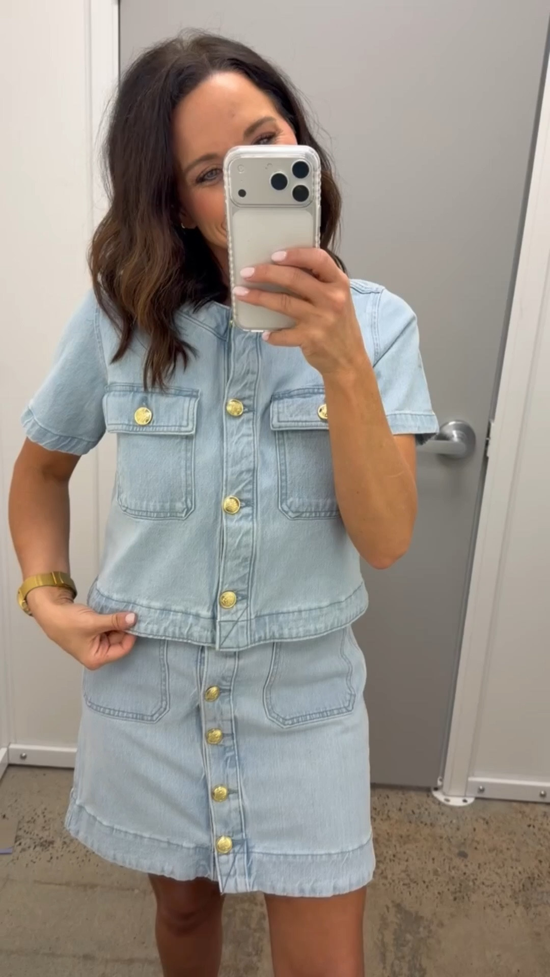 Love the structured seams and flattering square neckline. Such a timeless neutral piece you can dress up or keep casual all spring and summer.

So chic and easy.

Wearing a size xs for reference!

#oldnavyfinds #oldnavystyle #springdress #classicstyle #ltkstyle #ltkfinds

#LTKPetite #LTKActive #LTKmomlife